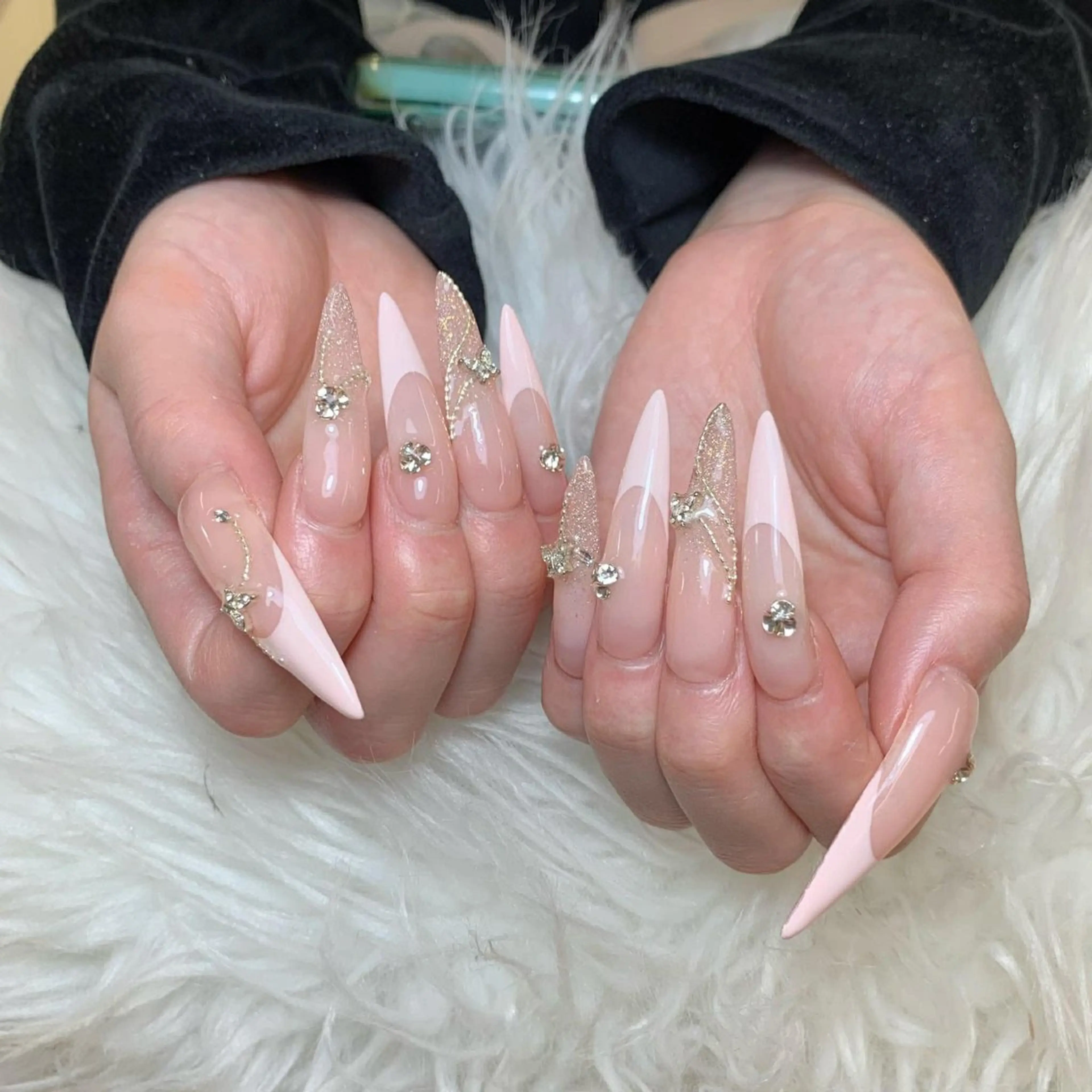 ネイル ハンドネイル Anh ゴテゴテネイルのネイルデザイン