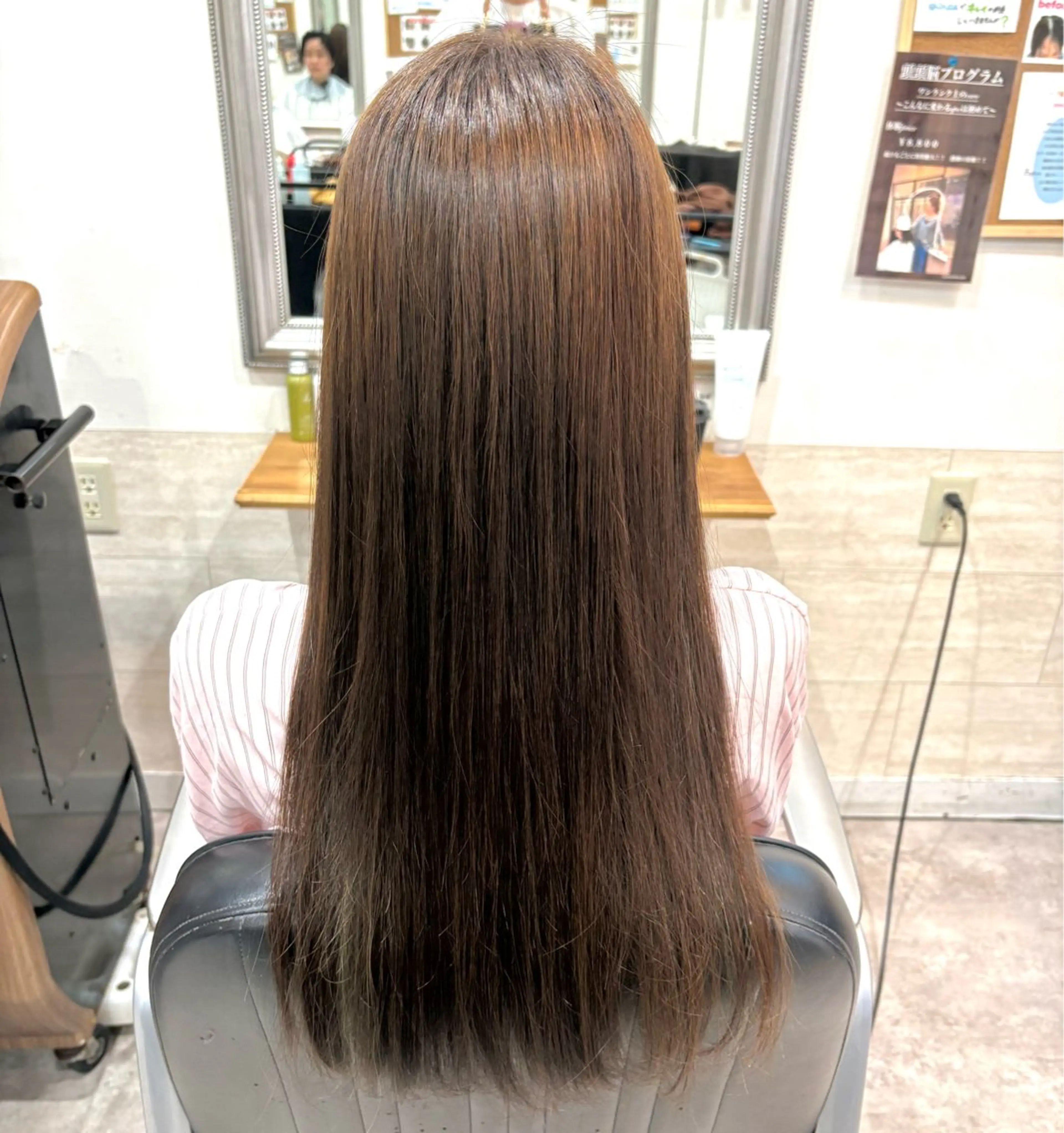 ロング カラー ヘアカラー 堀川 希歩のヘアスタイル
