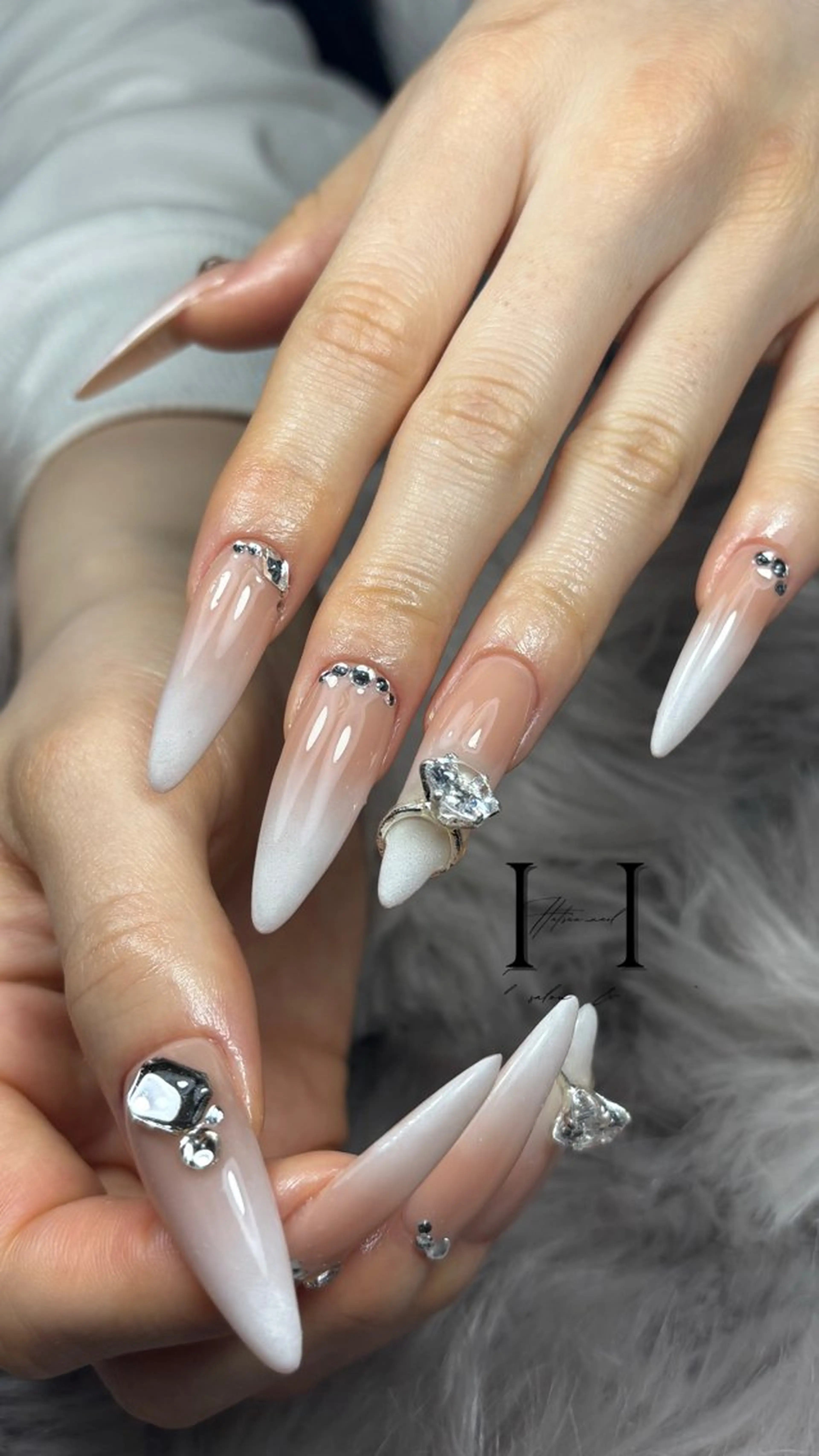 ネイル ハンドネイル HatsuuNail salonアリスのネイルデザイン