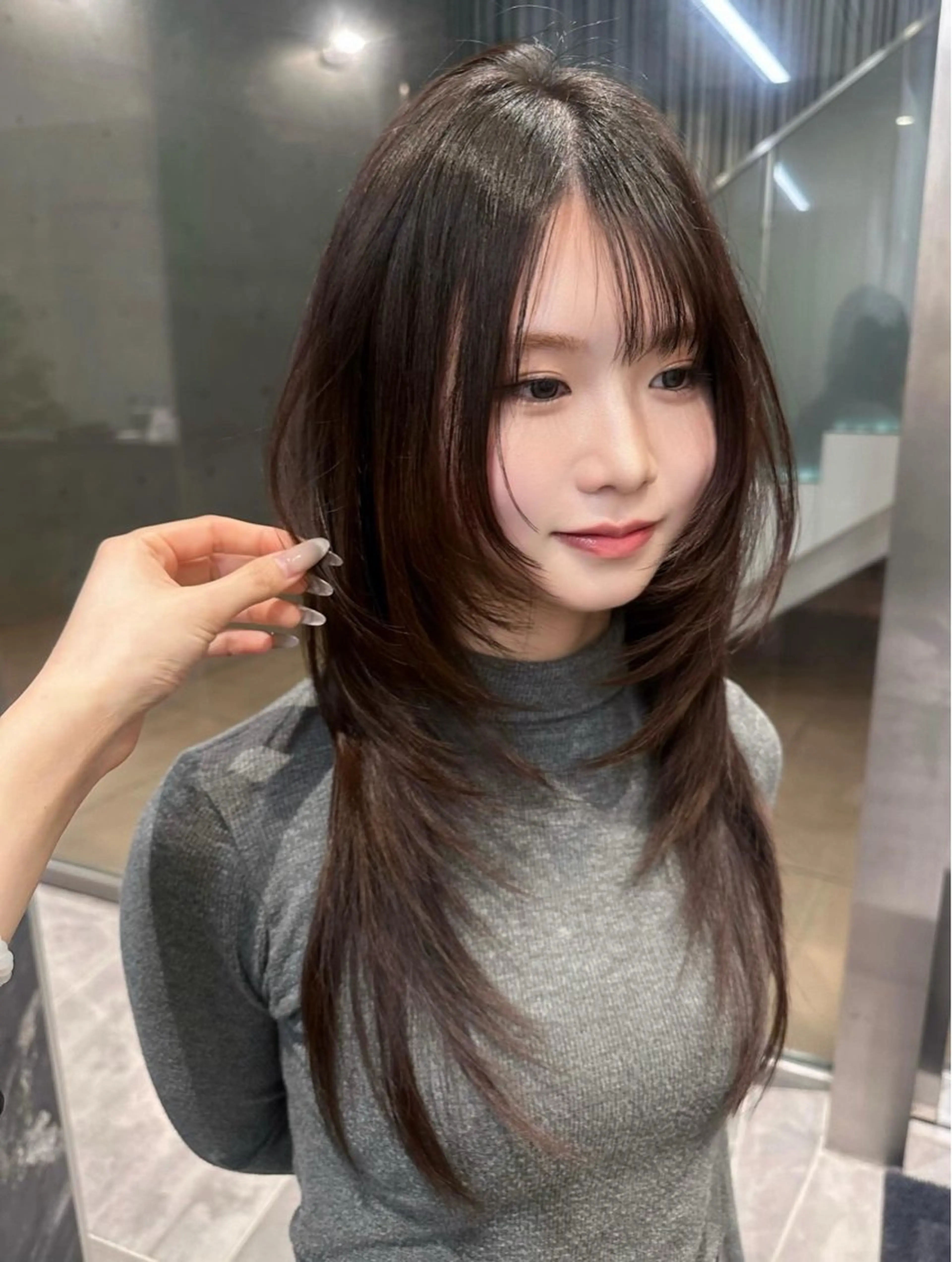 ロング カット RiA/レイヤーカッ ト/ハッシュカットのヘアスタイル