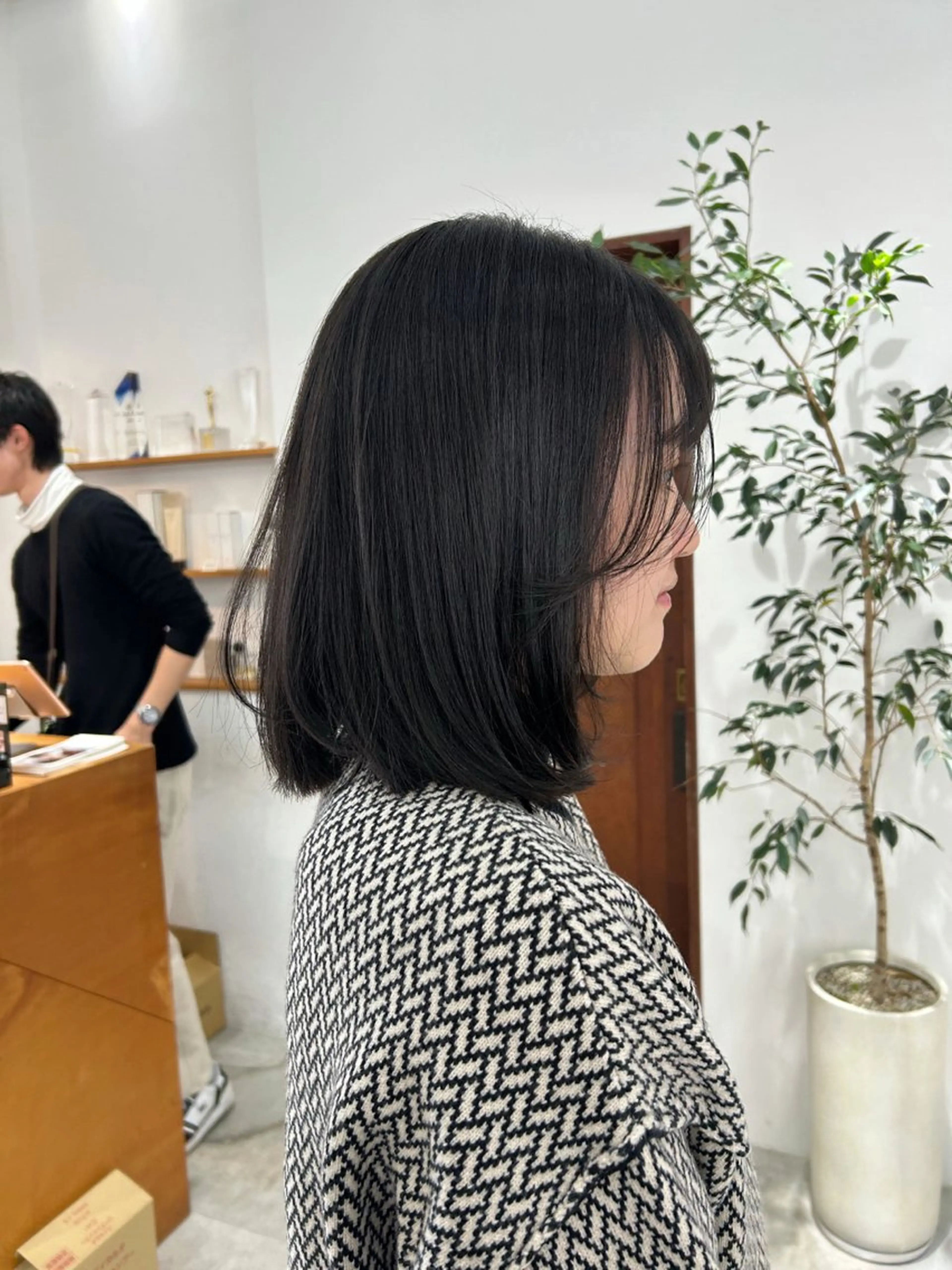 ミディアム カラー カット ヘアカラー トリートメント miyu／御器所 OORRY.etwaのヘアスタイル
