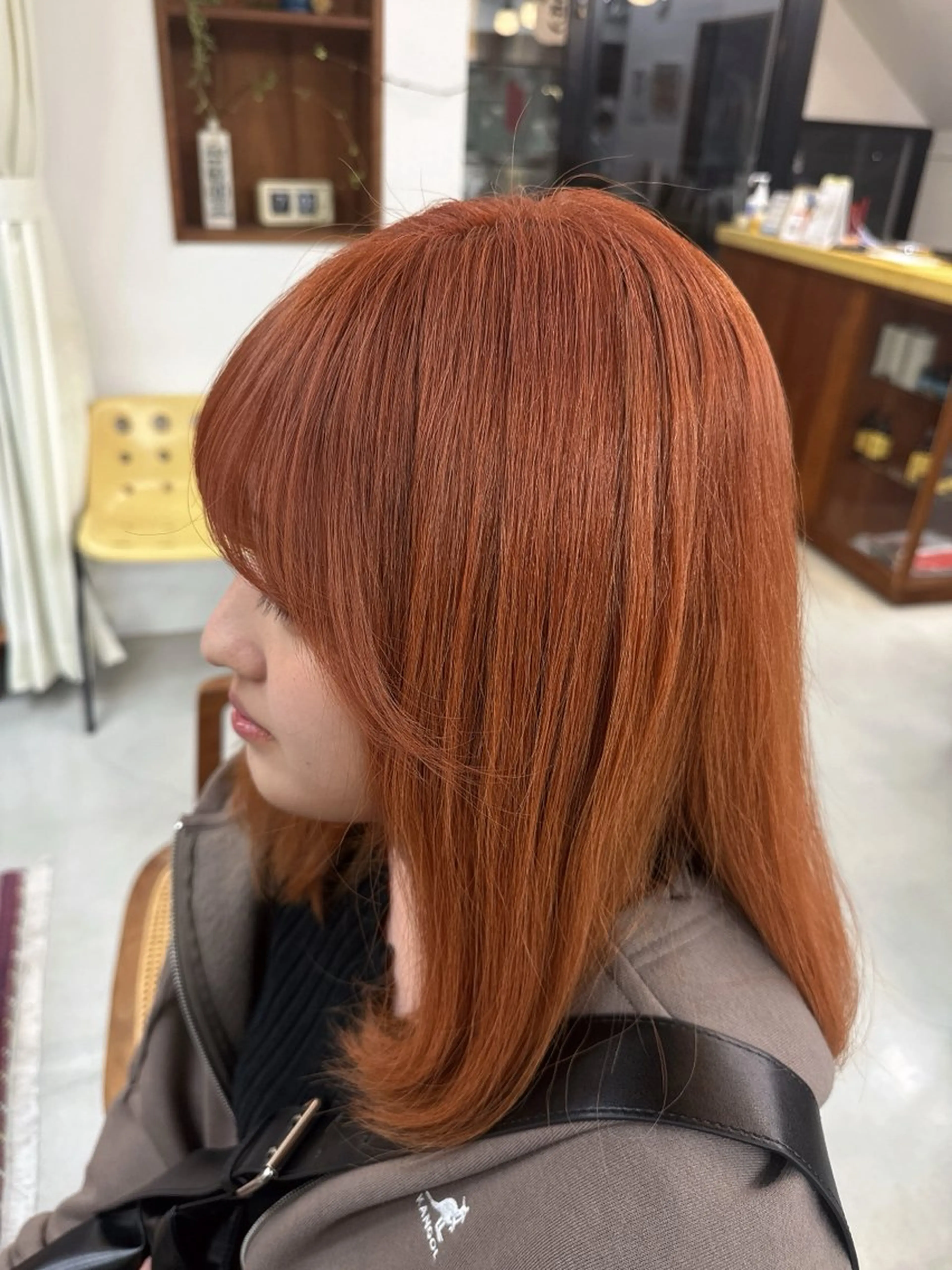 ミディアム カラー ブリーチ ブラウンカラー オレンジ ピンクカラー ヘアカラー まなみ/ PORT SALONのヘアスタイル
