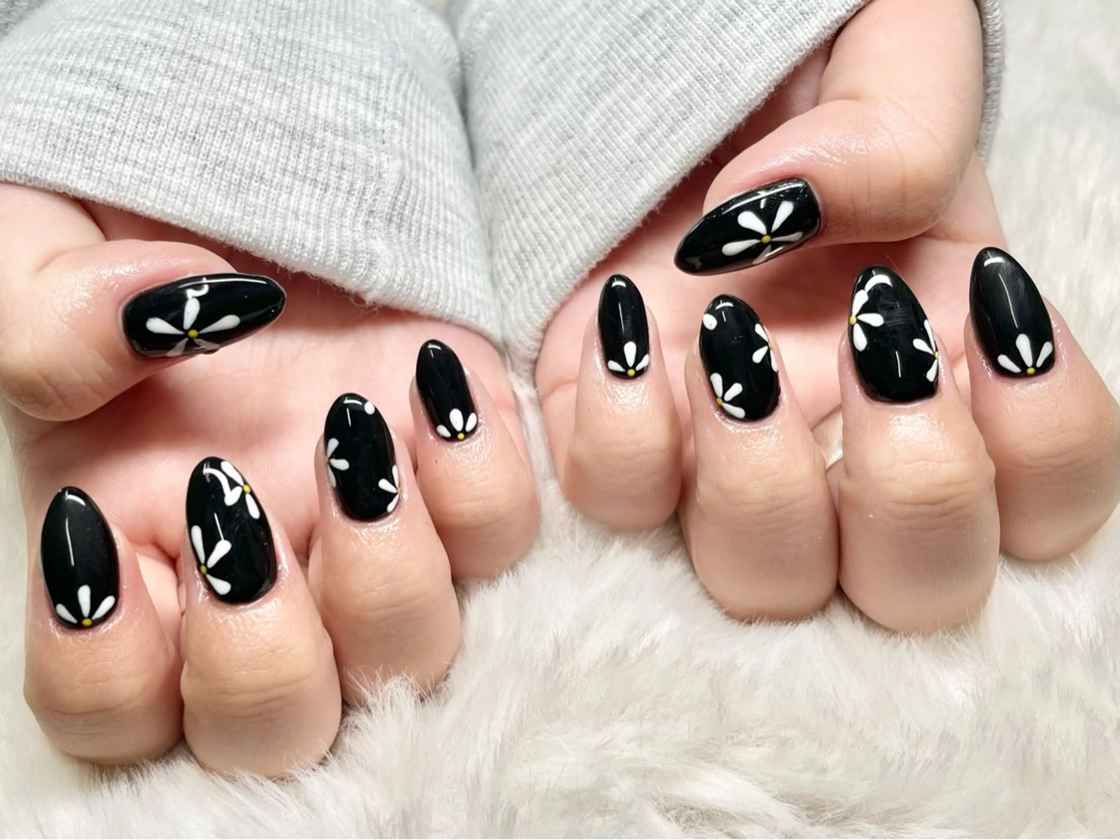 ネイル FILL nail SHIORIのネイルデザイン