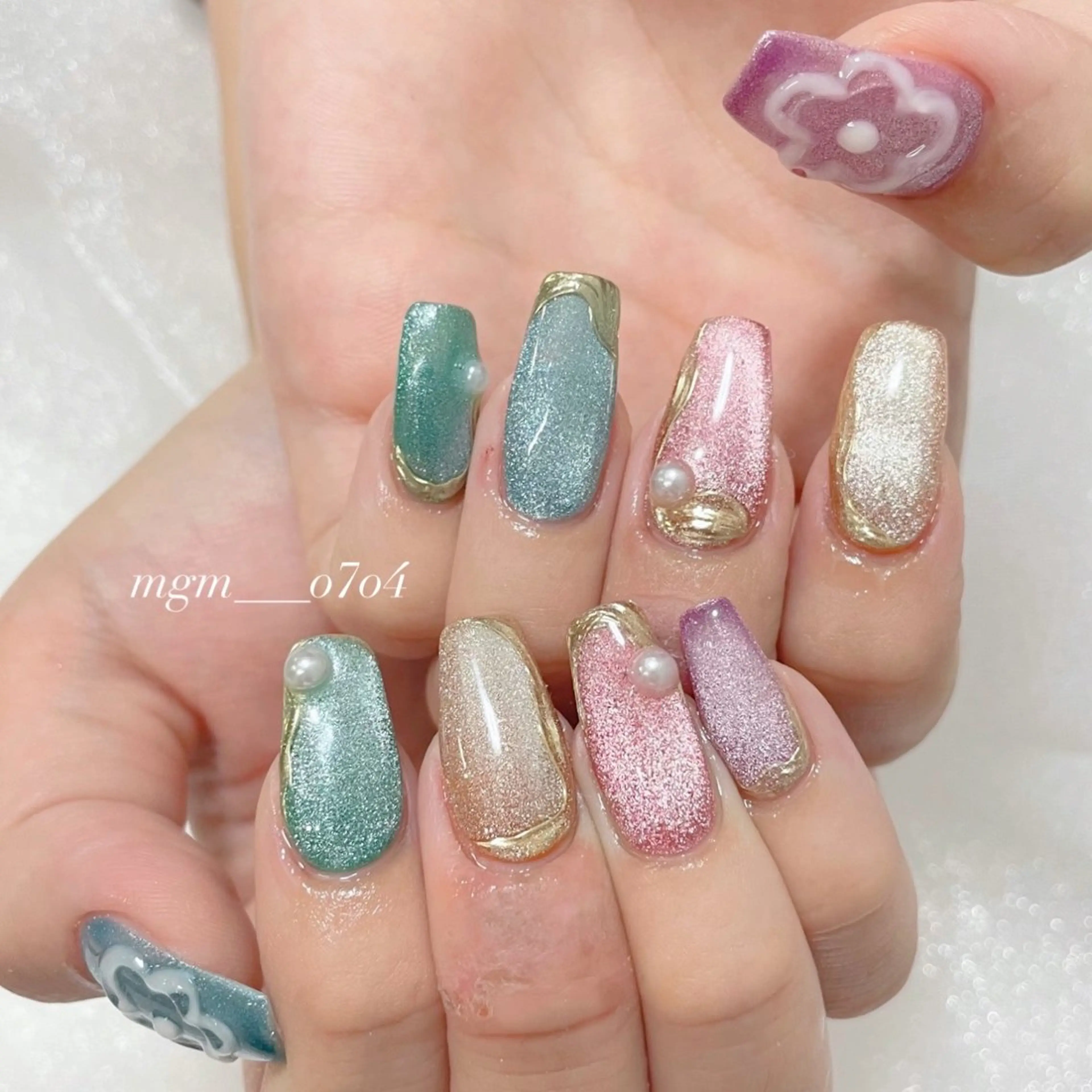 ネイル ハンドネイル ハンドケア MoON...❤︎ MeGuのネイルデザイン