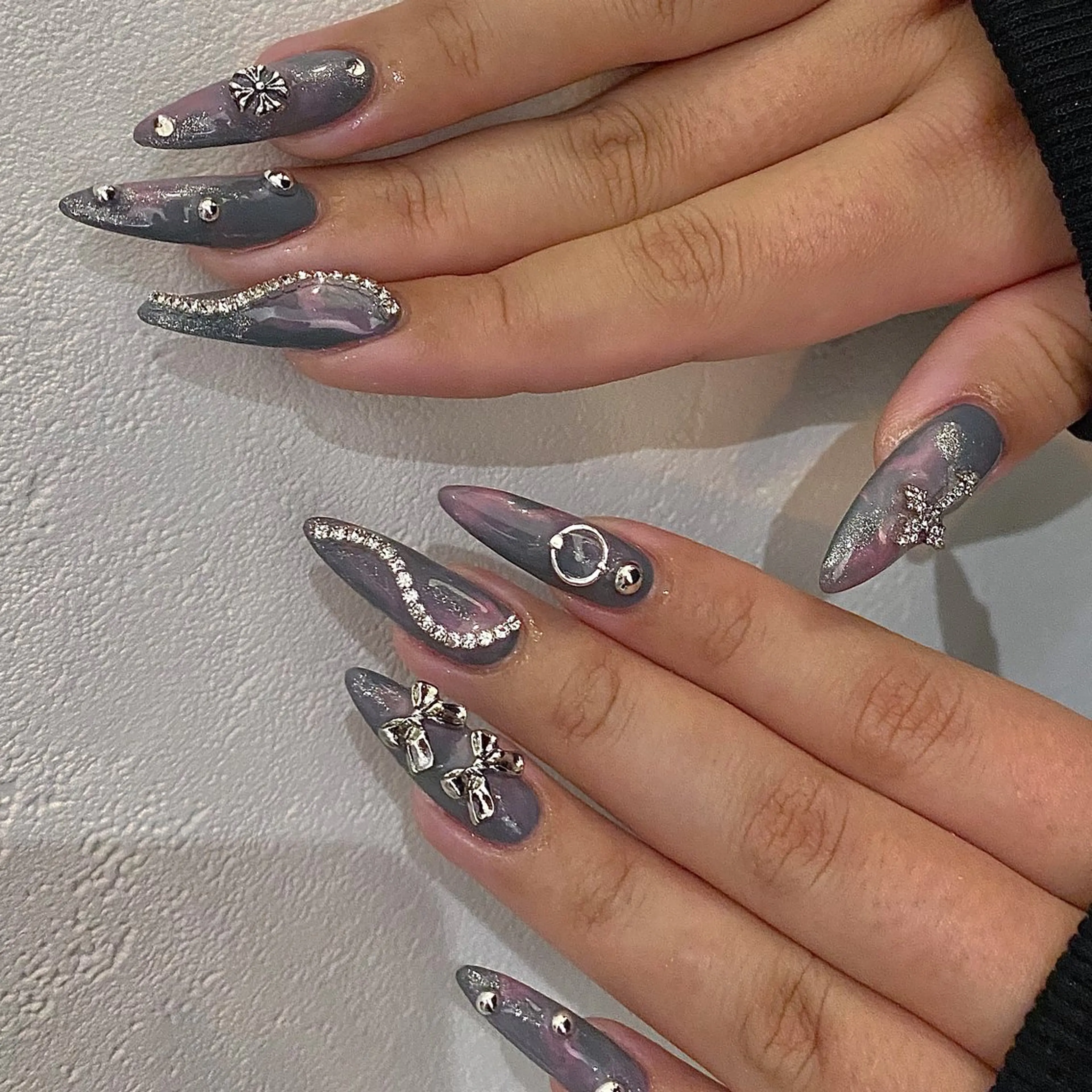 ネイル BONNIE所属・BONNIE MIKIのネイルデザイン