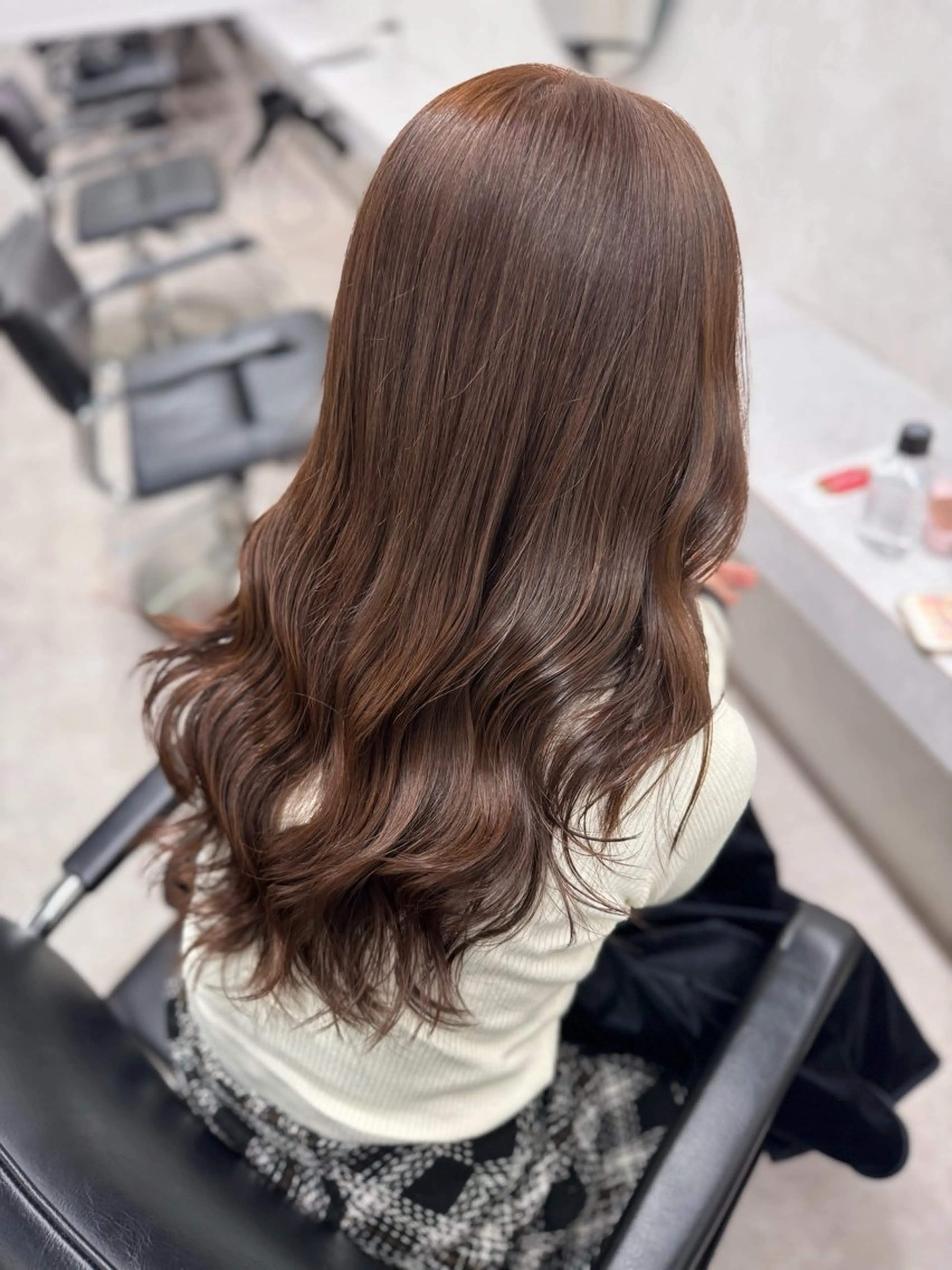 ロング ヘアカラー トリートメント 艶髪、美髪 カラー🕊️SOMAのヘアスタイル