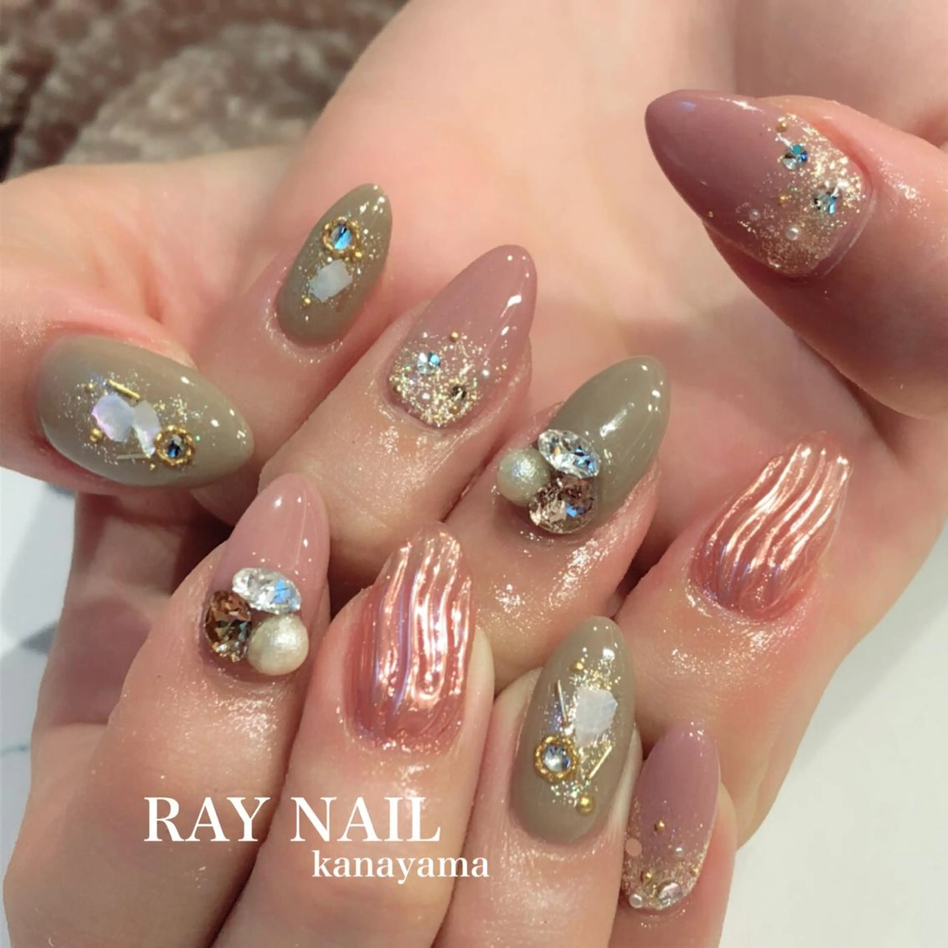 ネイル Arowa 伊田のネイルデザイン