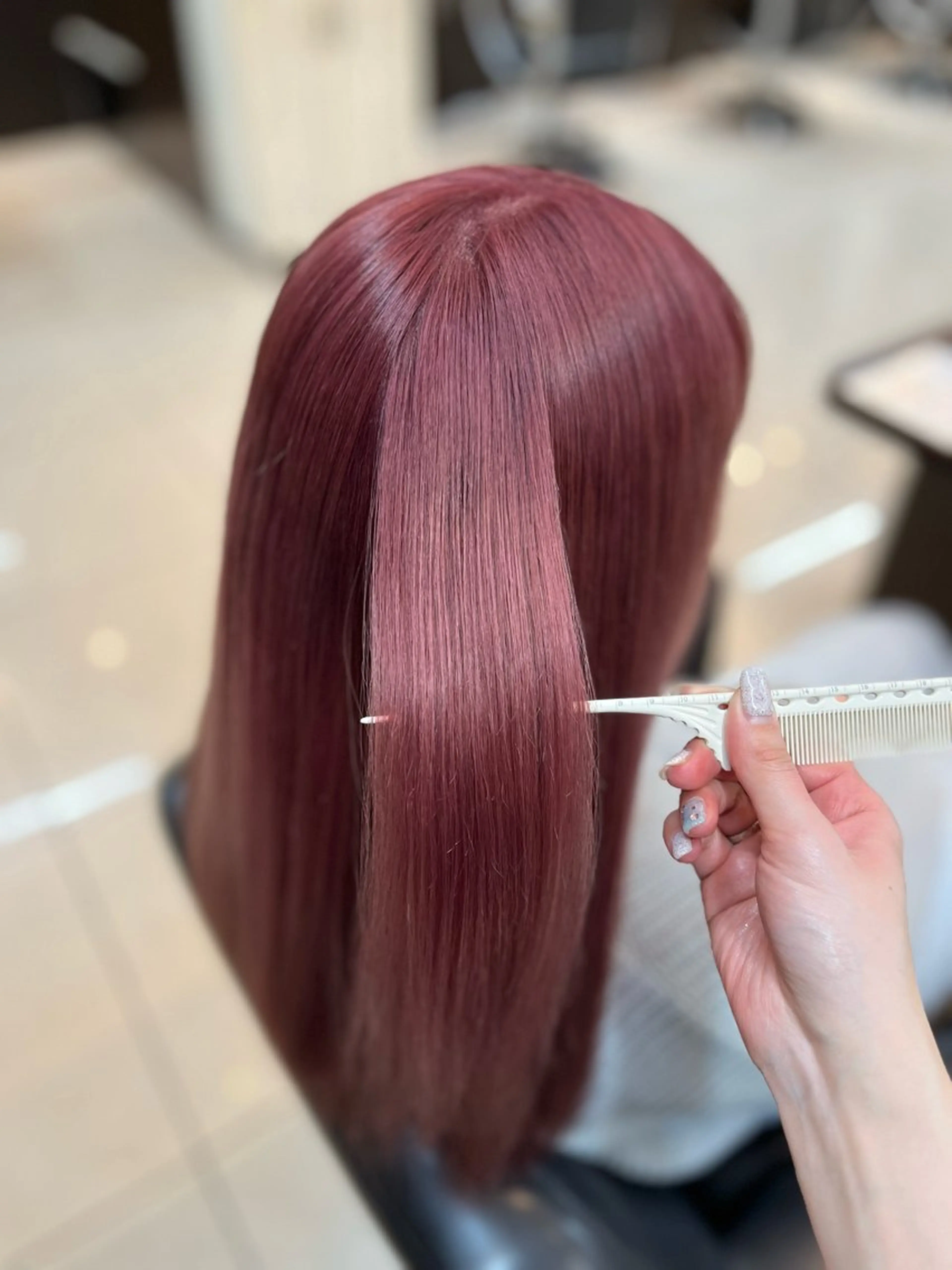 セミロング カラー ブラウンカラー ピンクカラー ピンクブラウン 🍒 SANA🍒のヘアスタイル