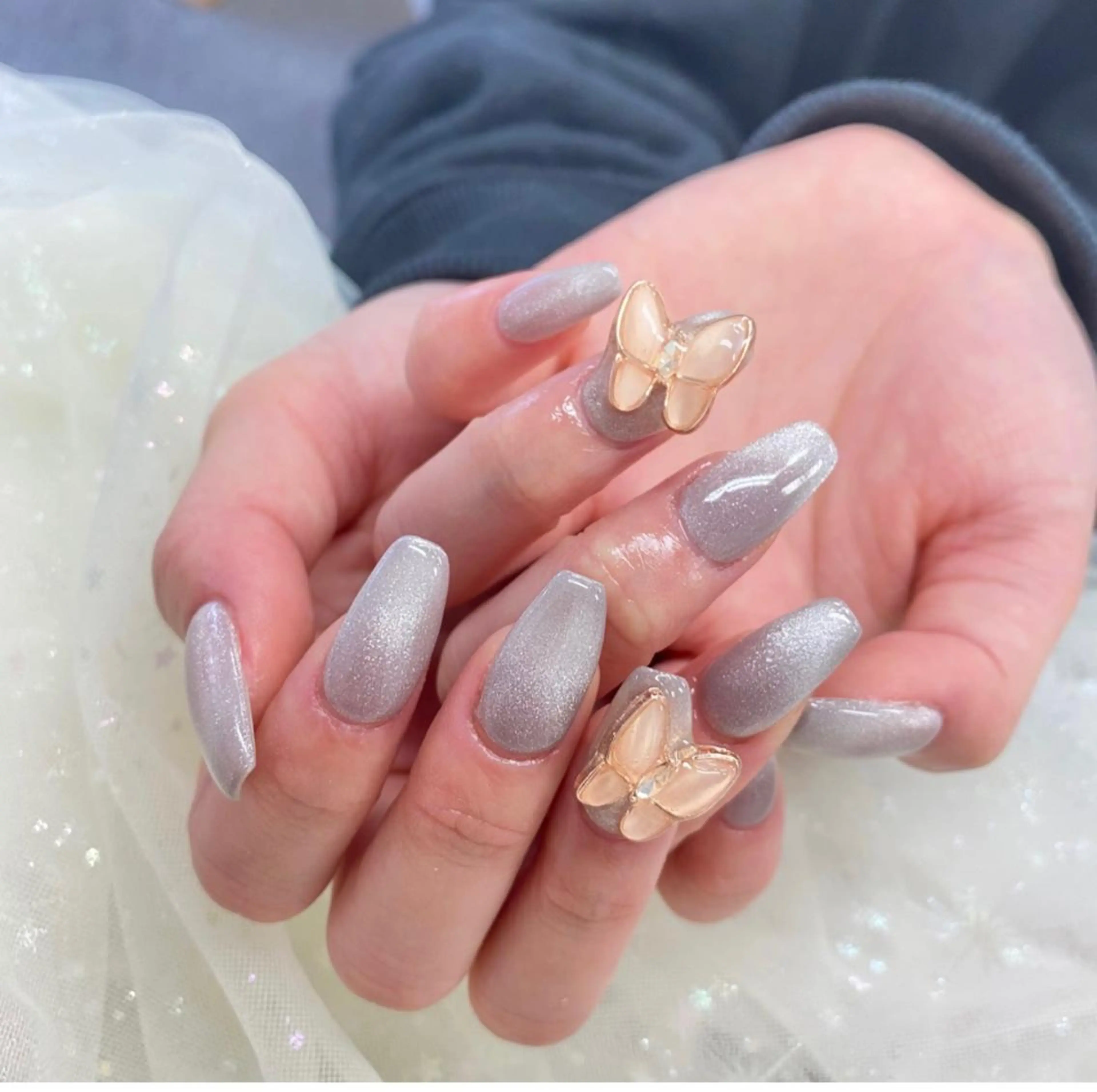 ネイル ハンドネイル Queens ciciのネイルデザイン