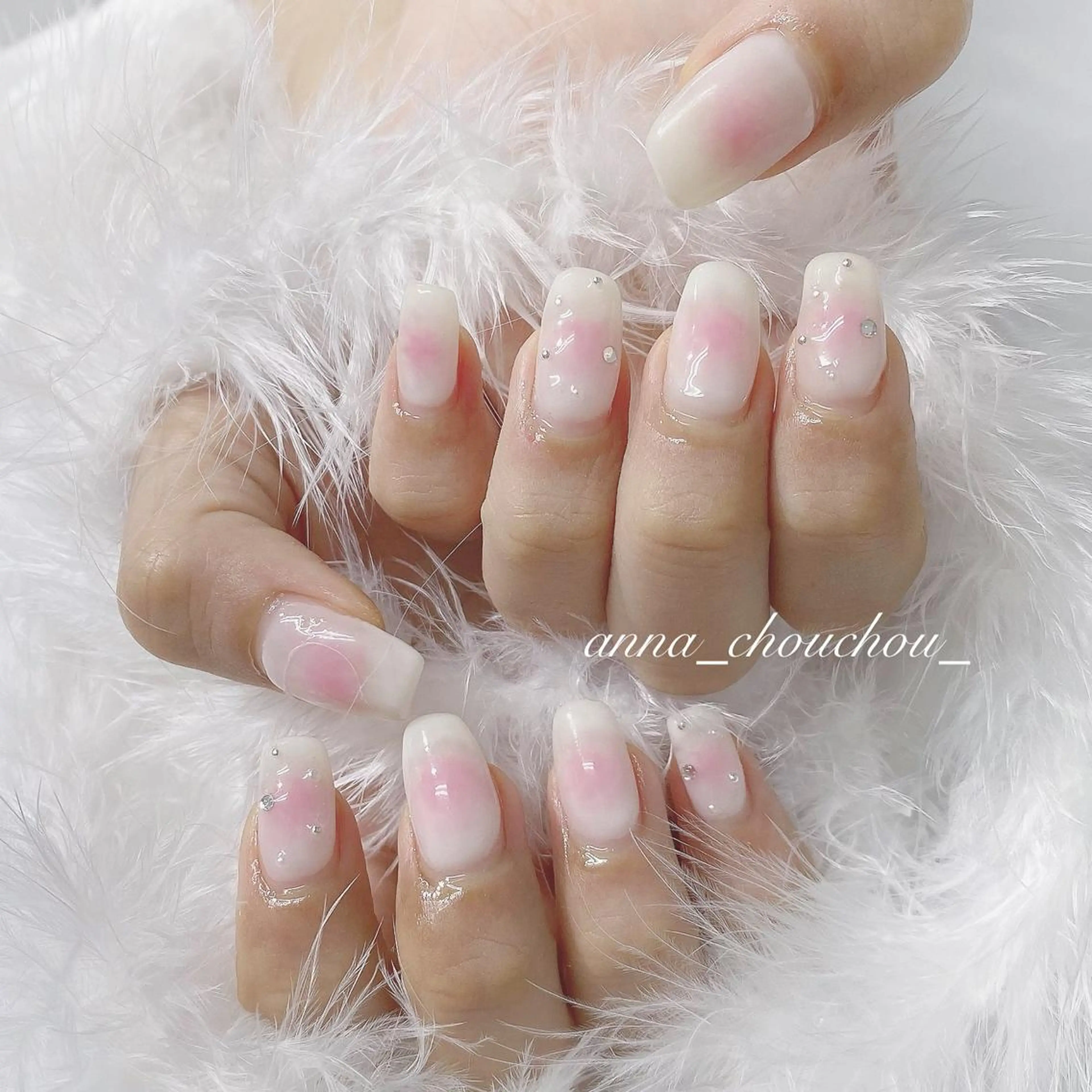 ネイル Anna Sano⭐️のネイルデザイン