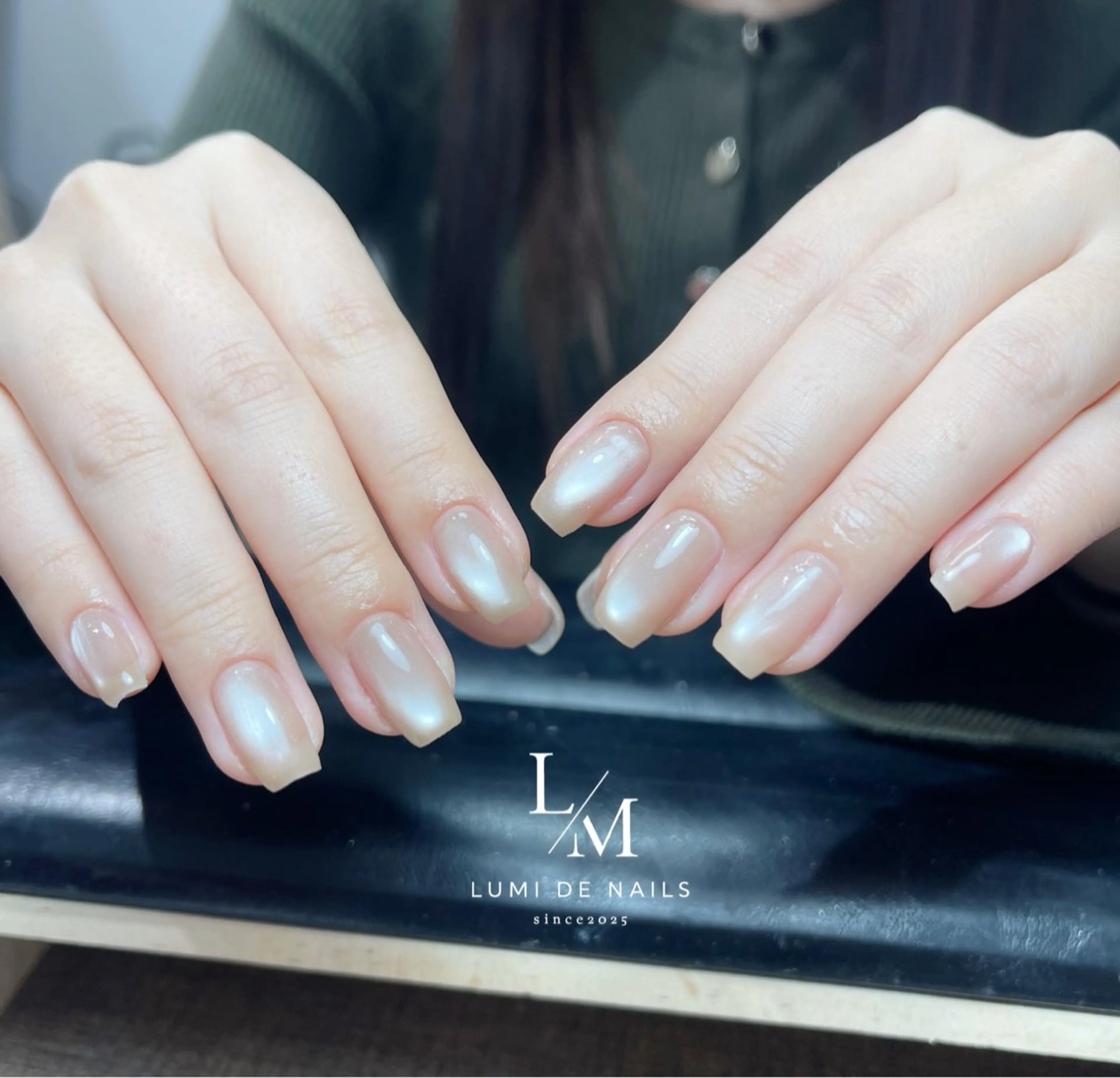 ネイル アートネイル グラデーション ラメ(グリッター) マグネットネイル ミラーネイル ハンドネイル Lumi de nailsのネイルデザイン