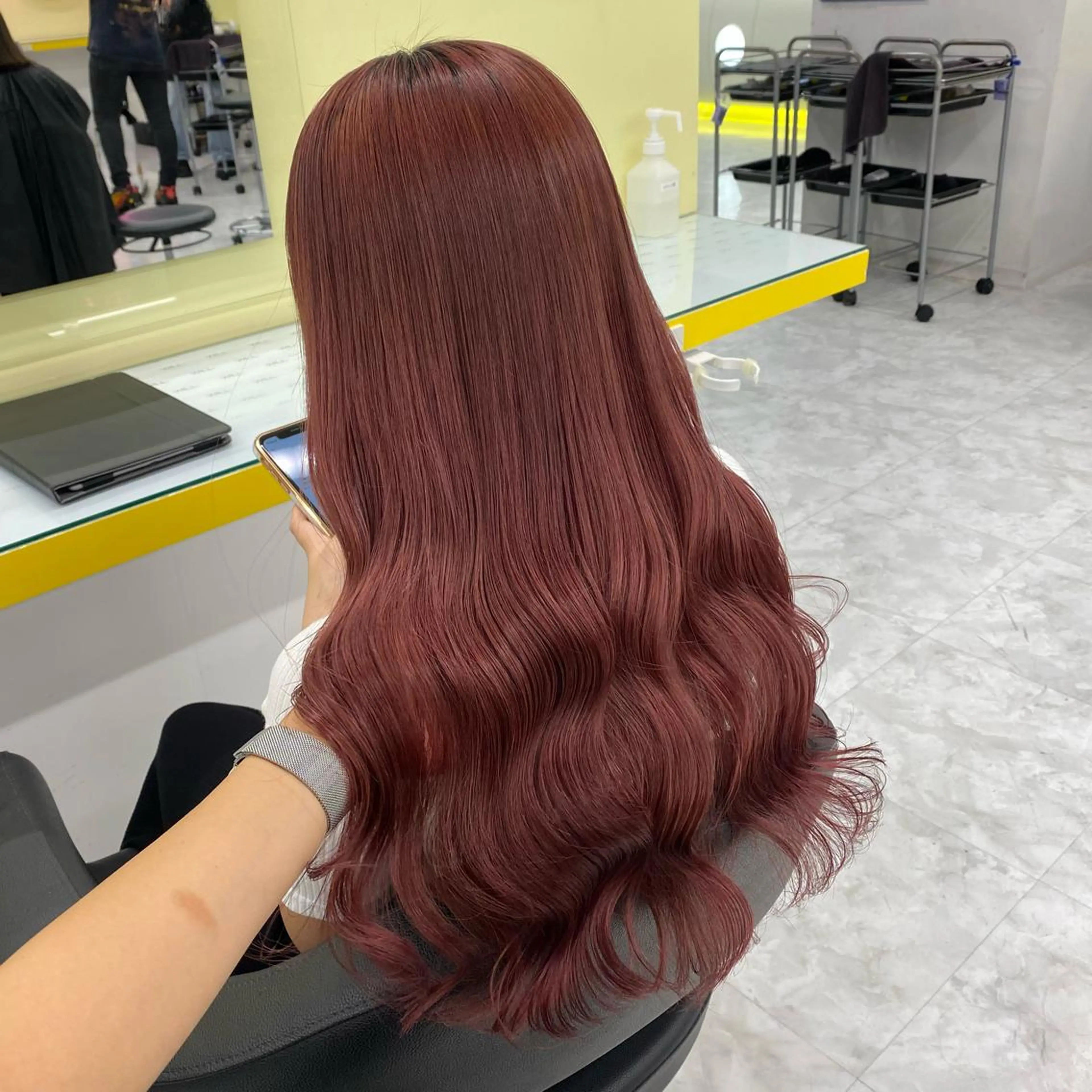 セミロング カラー ヘアアレンジ カット ヘアカラー mai🍑暖色カラー /レイヤー💖のヘアスタイル