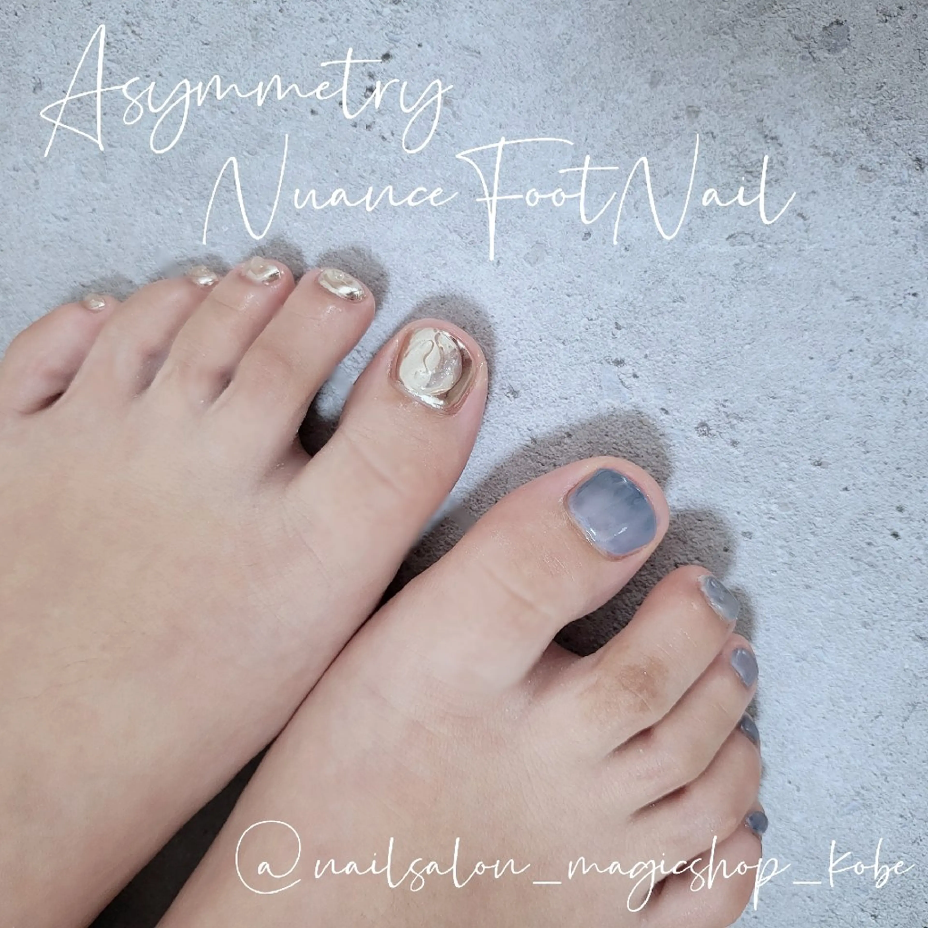 ネイル ブルー フットネイル ジェルネイル ゴールド ミラーネイル フットネイル Nailsalon MagicShopのネイルデザイン