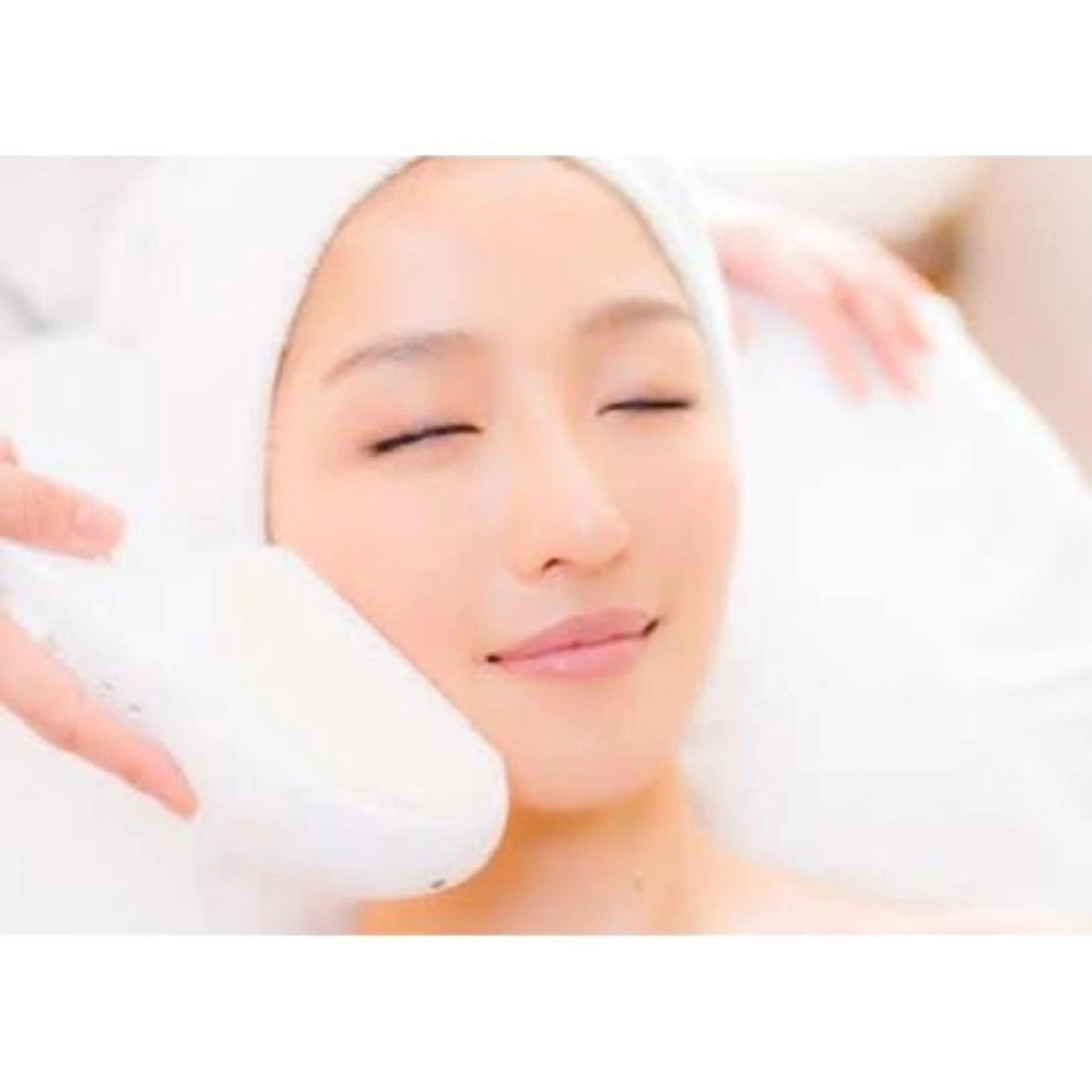 🧚‍♀️美肌脱毛 【顔全体】1回 ＊眉下は眼球上なので🆖の写真