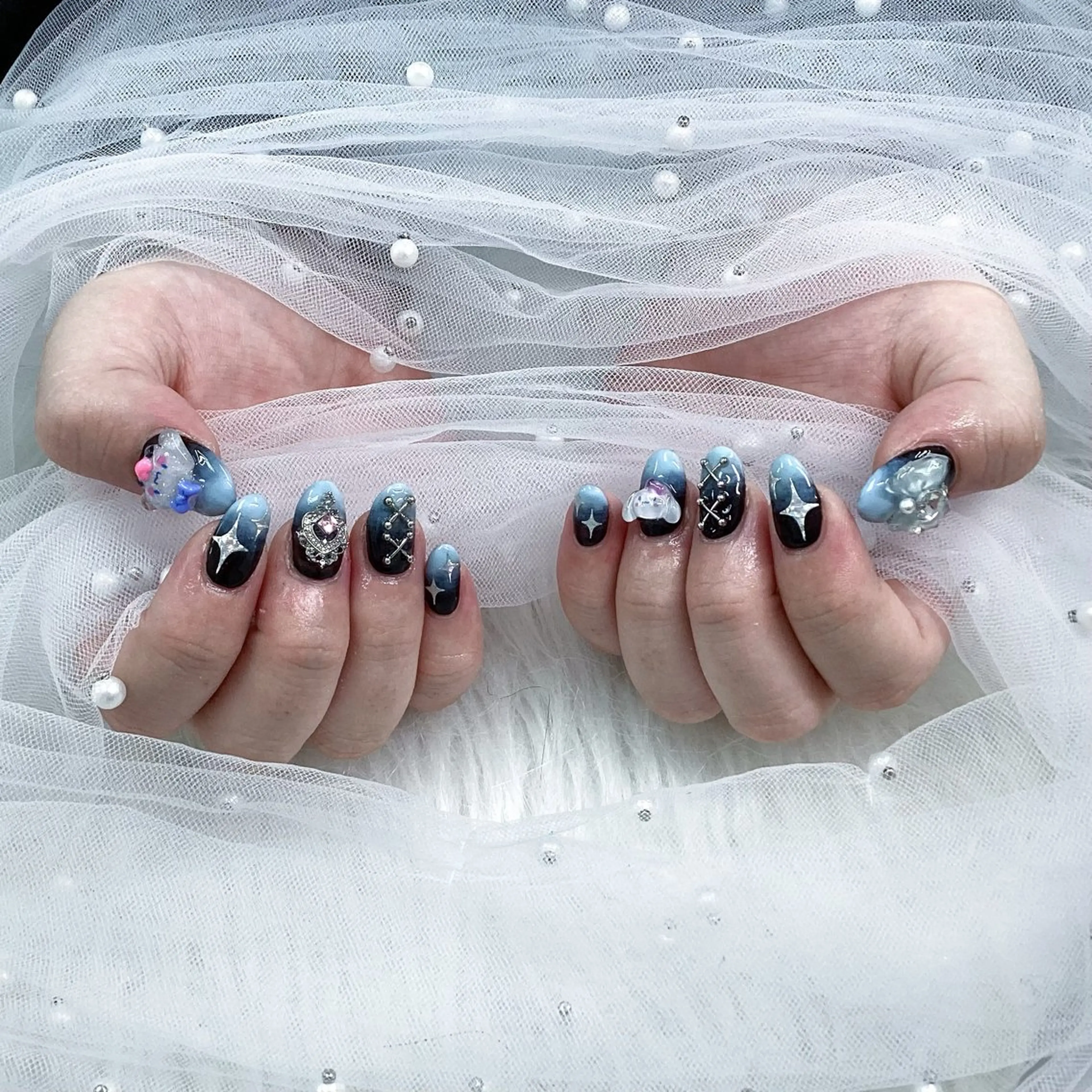 ネイル パーツ全部¥110 サロンミミのネイルデザイン