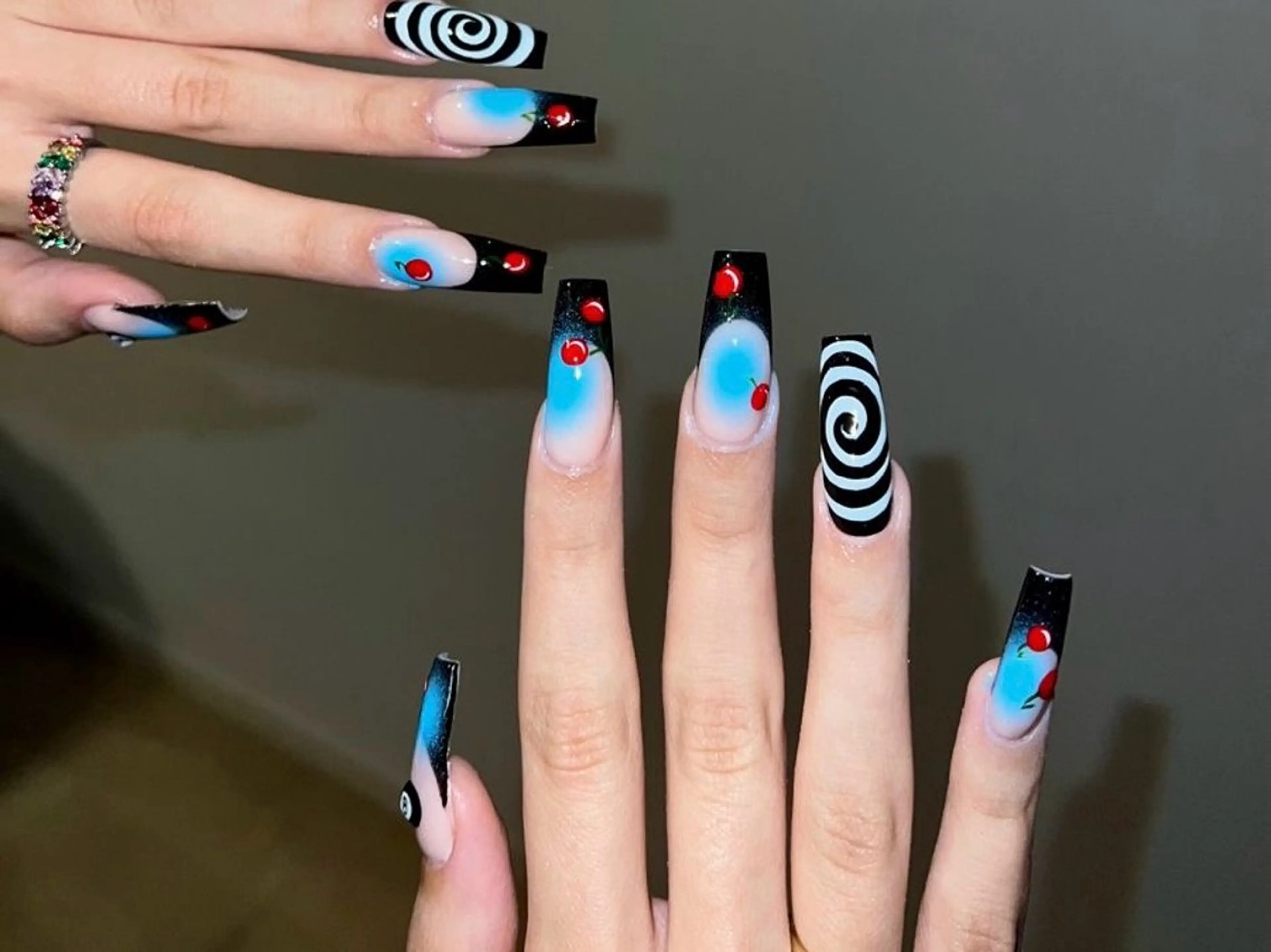 ネイル 長さ出し フットネイル フレンチネイル ジェルネイル ガラスフレンチ 高橋 真央のネイルデザイン