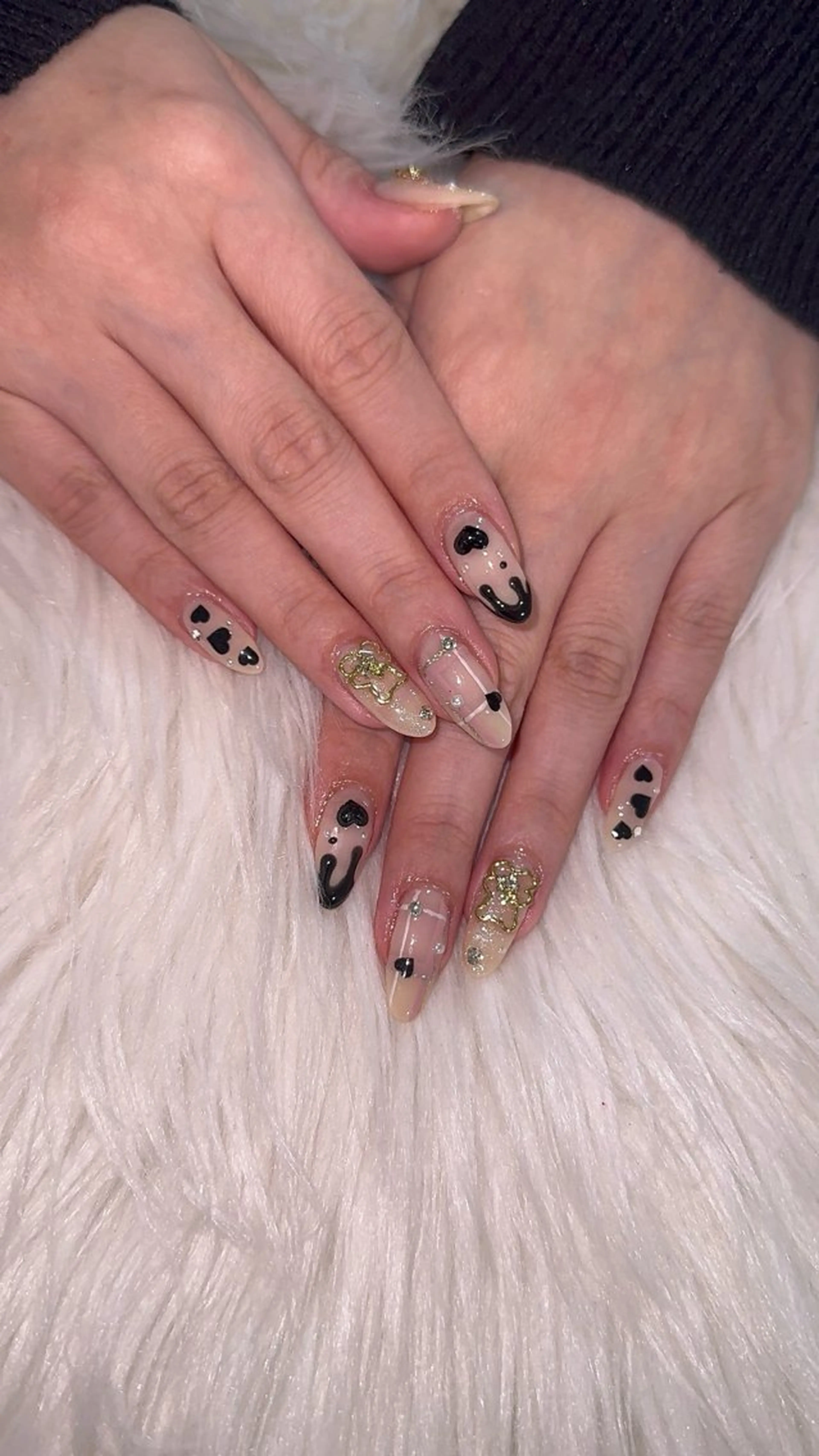 ネイル ハンドネイル 黒川 実祐のネイルデザイン