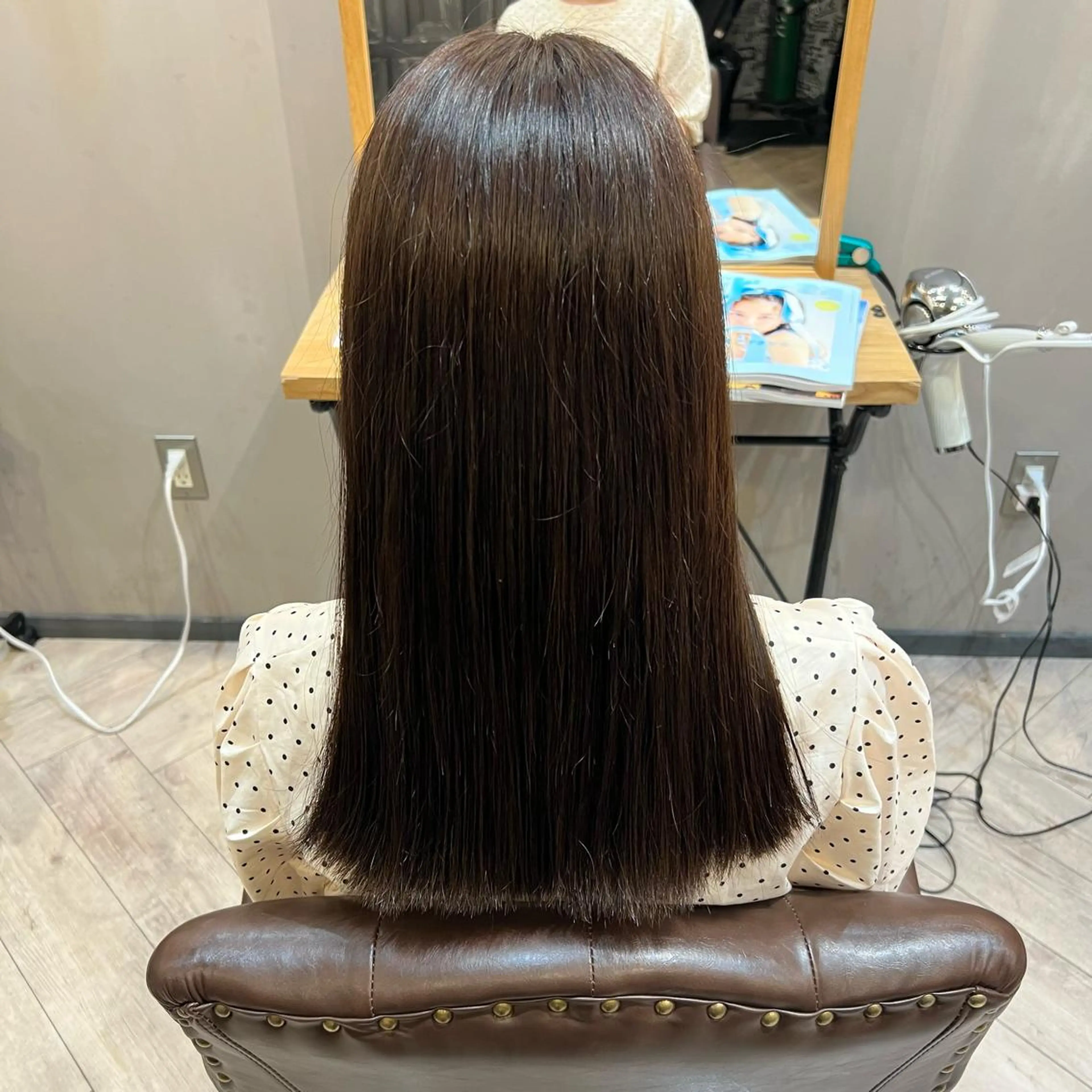 カラー 魚谷 綾渚のヘアスタイル