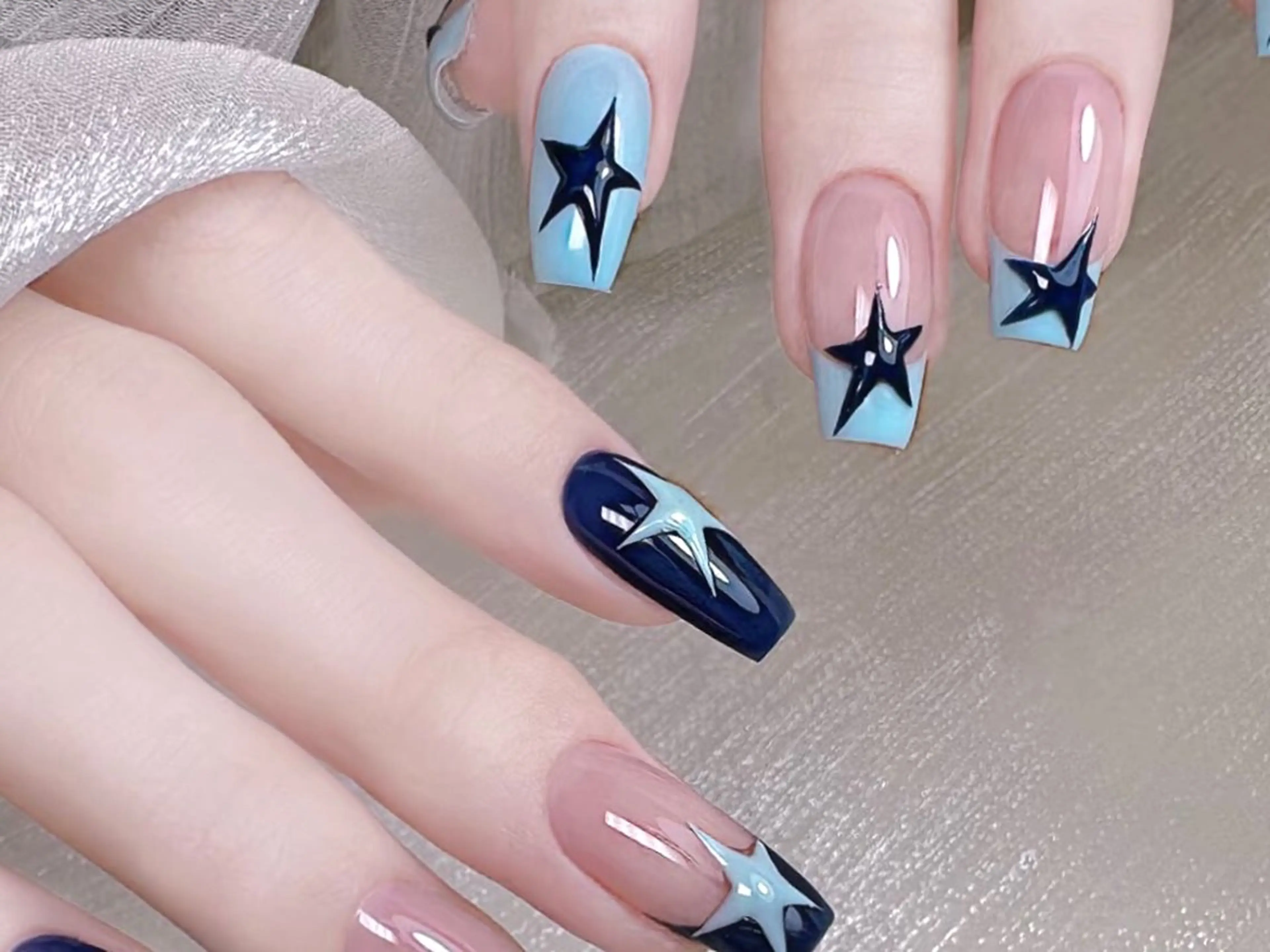 ネイル ハンドネイル ハンドケア DarkHoney 池袋店のネイルデザイン