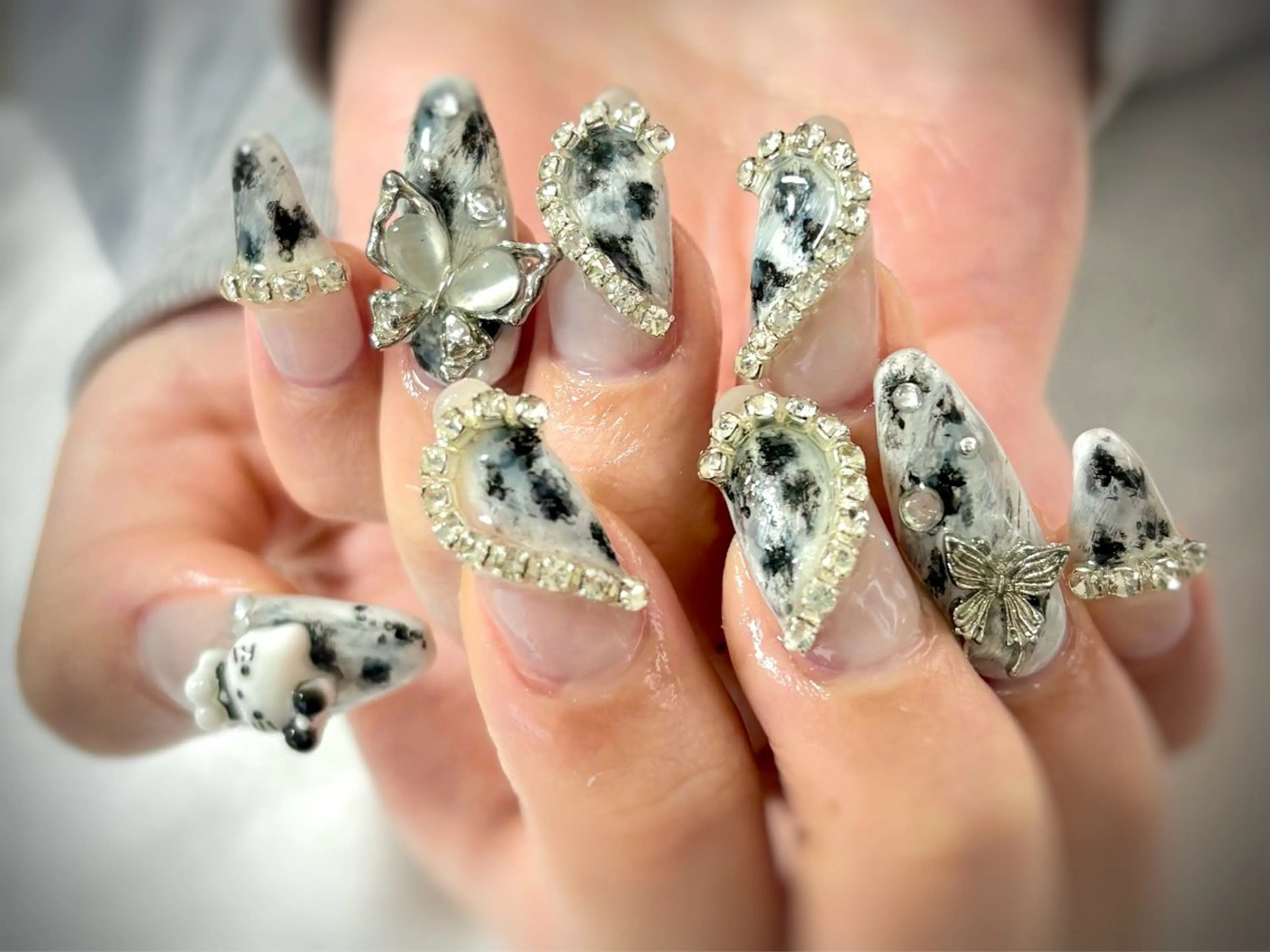 【オフ有OK】ハンドアート＆パーツも乗せ放題💅¥11,000-【オフ込2h以内】の写真