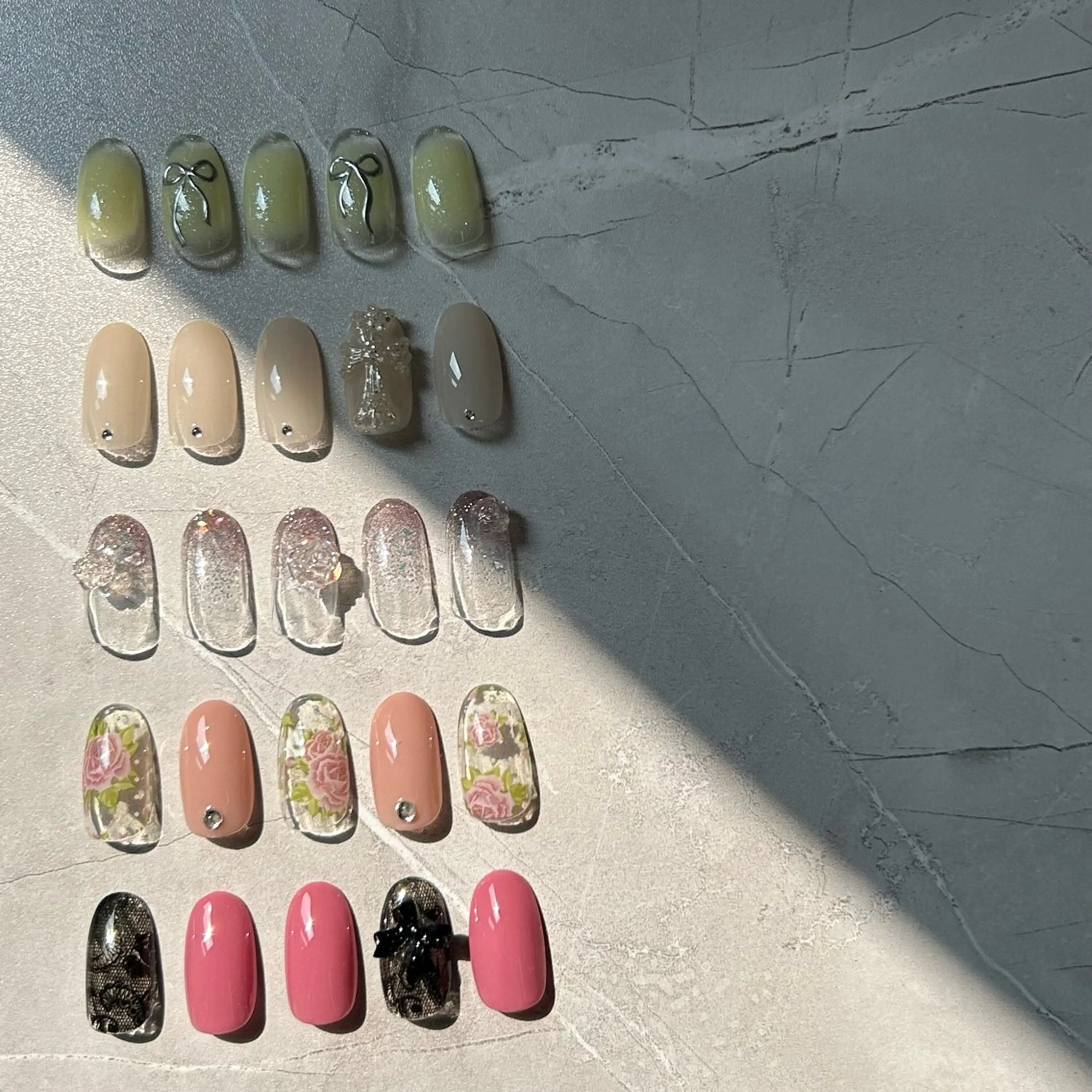 ネイル ハンドネイル ANNE綾瀬店 eriのネイルデザイン