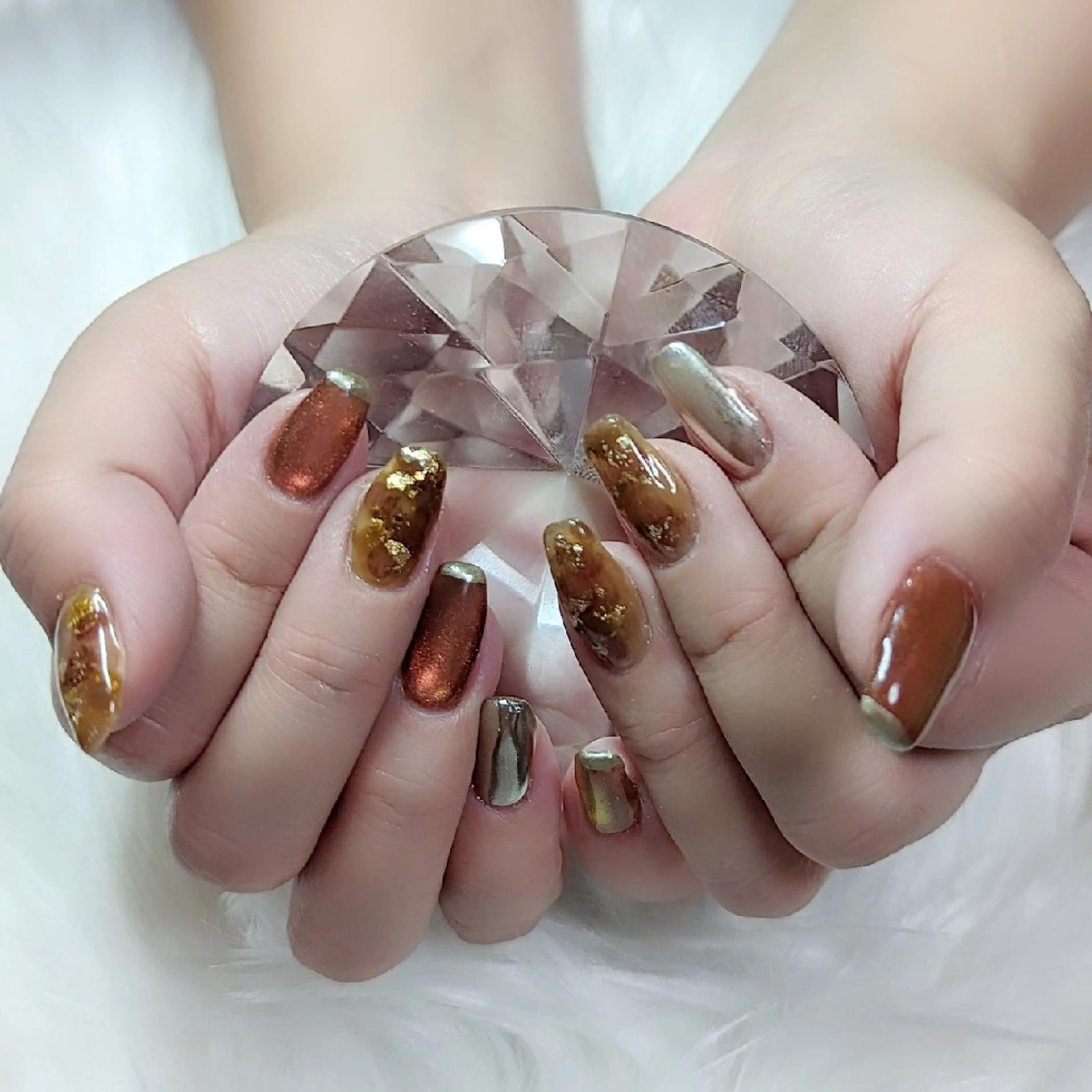 ネイル ブラウン マグネットネイル ニュアンスネイル m&pPrivate nailsalonのネイルデザイン