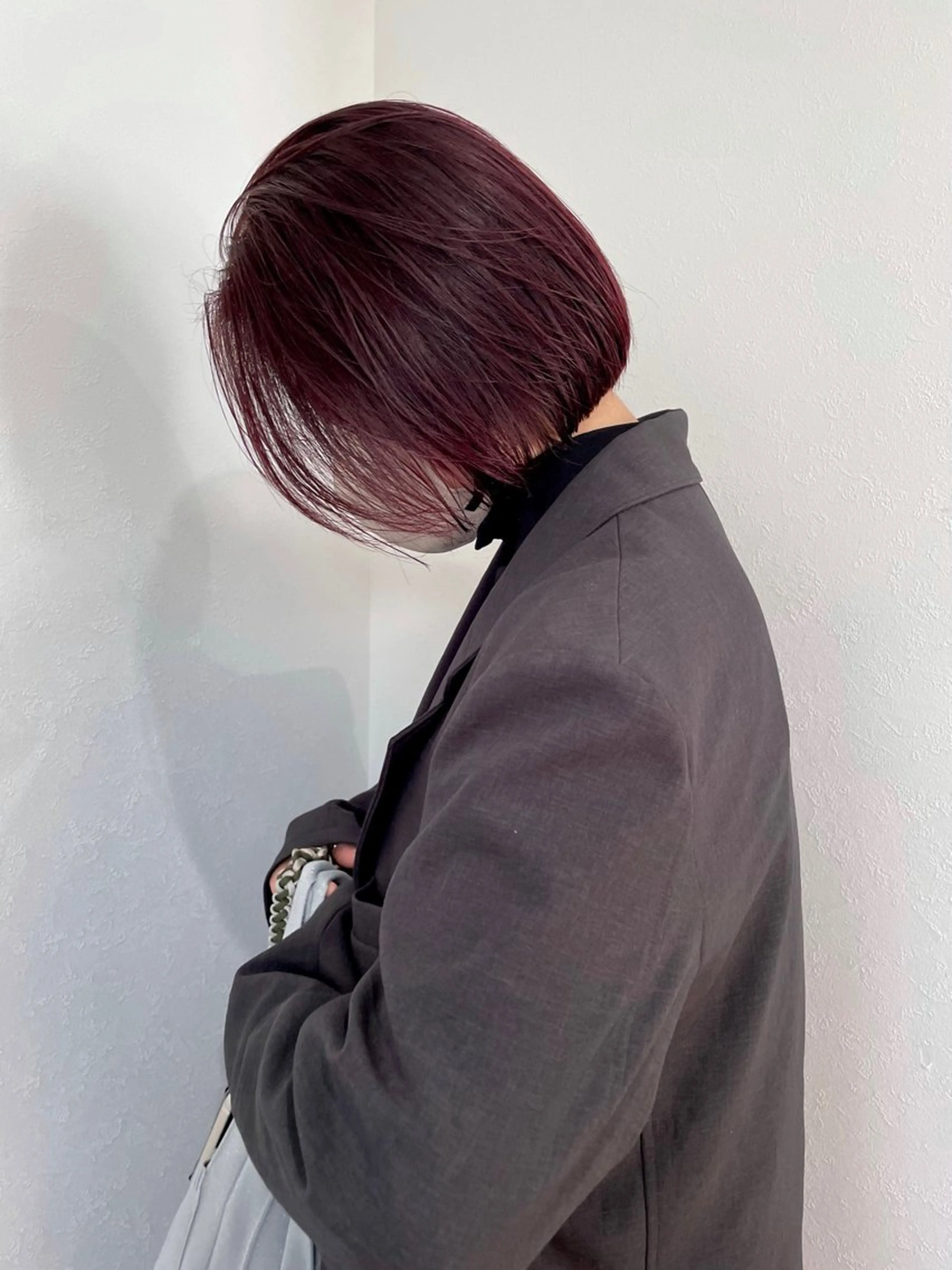 ショート カラー ボルドーカラー ボブ カット ヘアカラー トリートメント 高田 翔平のヘアスタイル