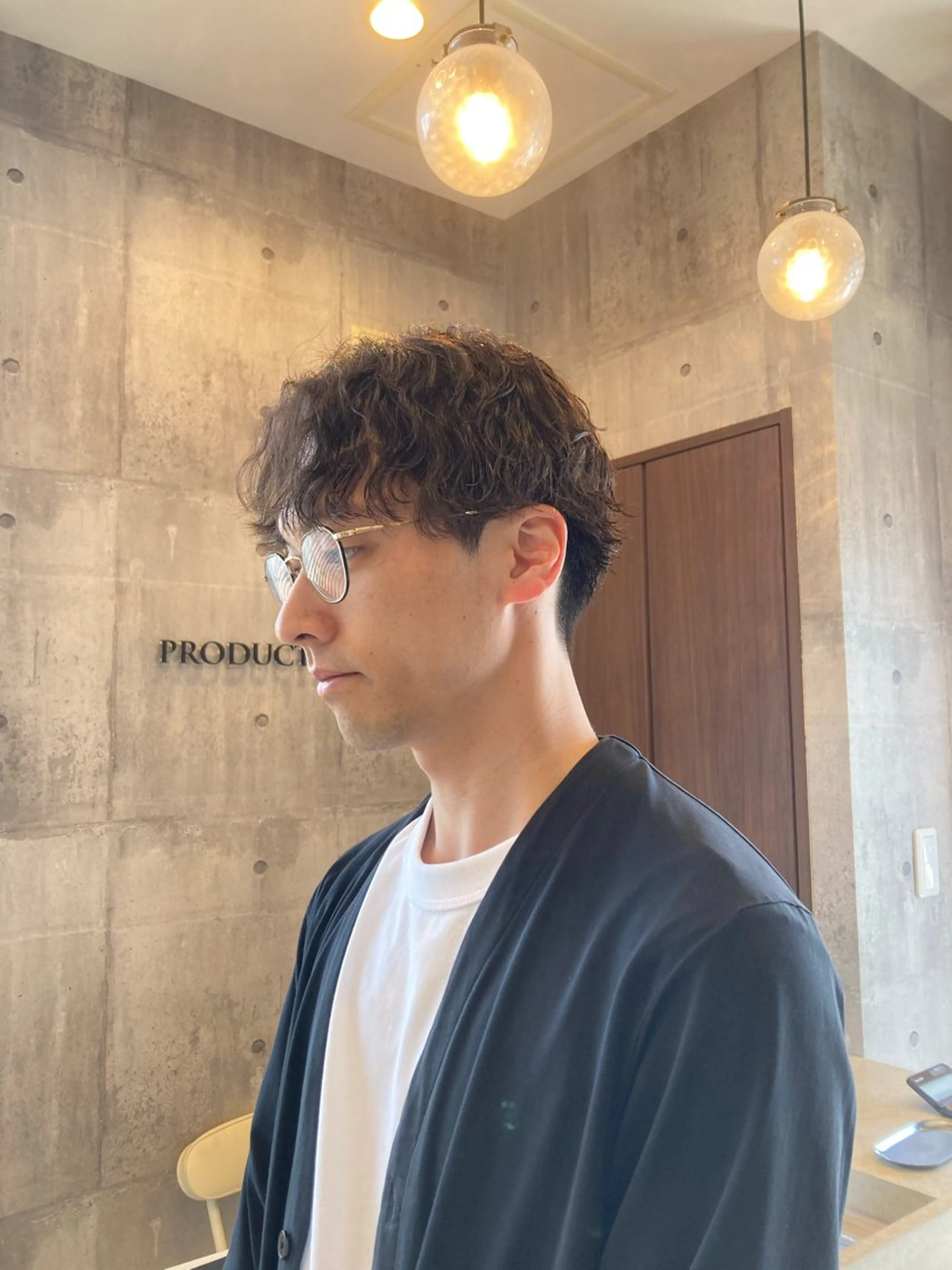 パーマ メンズ センターパート 波巻きパーマ ハマノ ミユのヘアスタイル