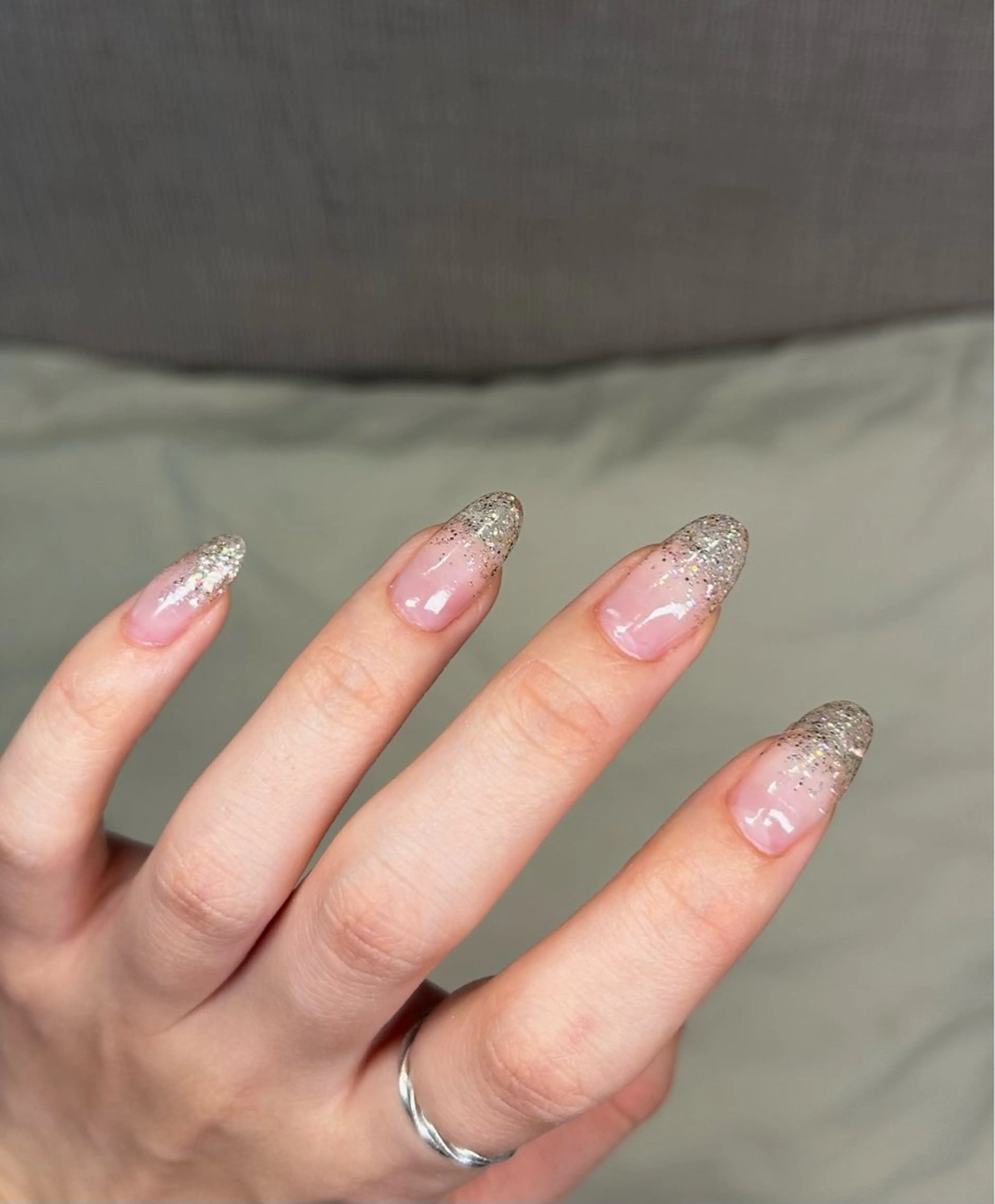 ネイル ラメ(グリッター) ラメグラデーション ワンカラーネイル LUMIERE目黒店所属・LUMIERE nao.のネイルデザイン