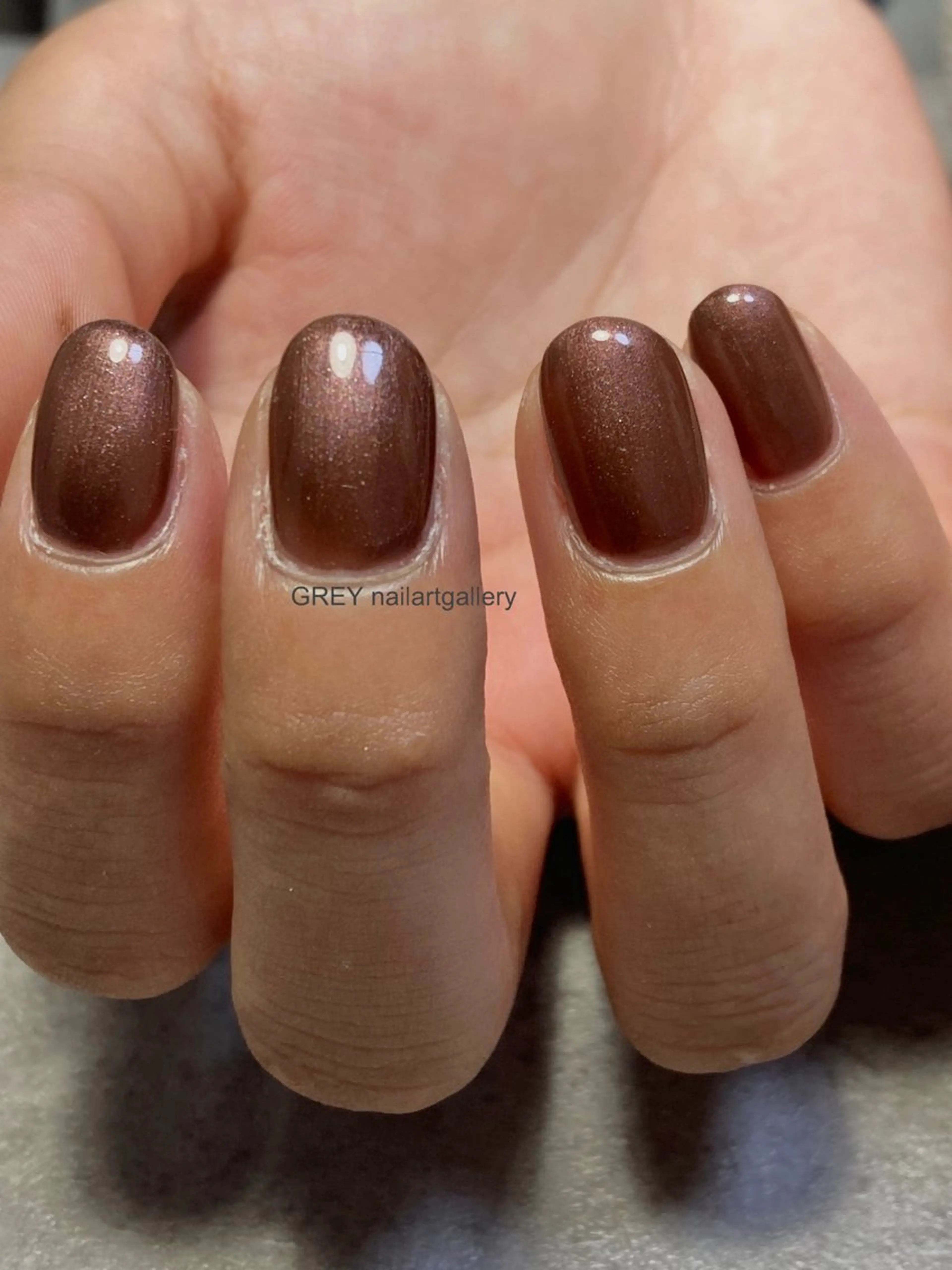 ネイル ブラウン クリアネイル キラキラネイル ワンカラーネイル 【GREY】 TAIRAのネイルデザイン