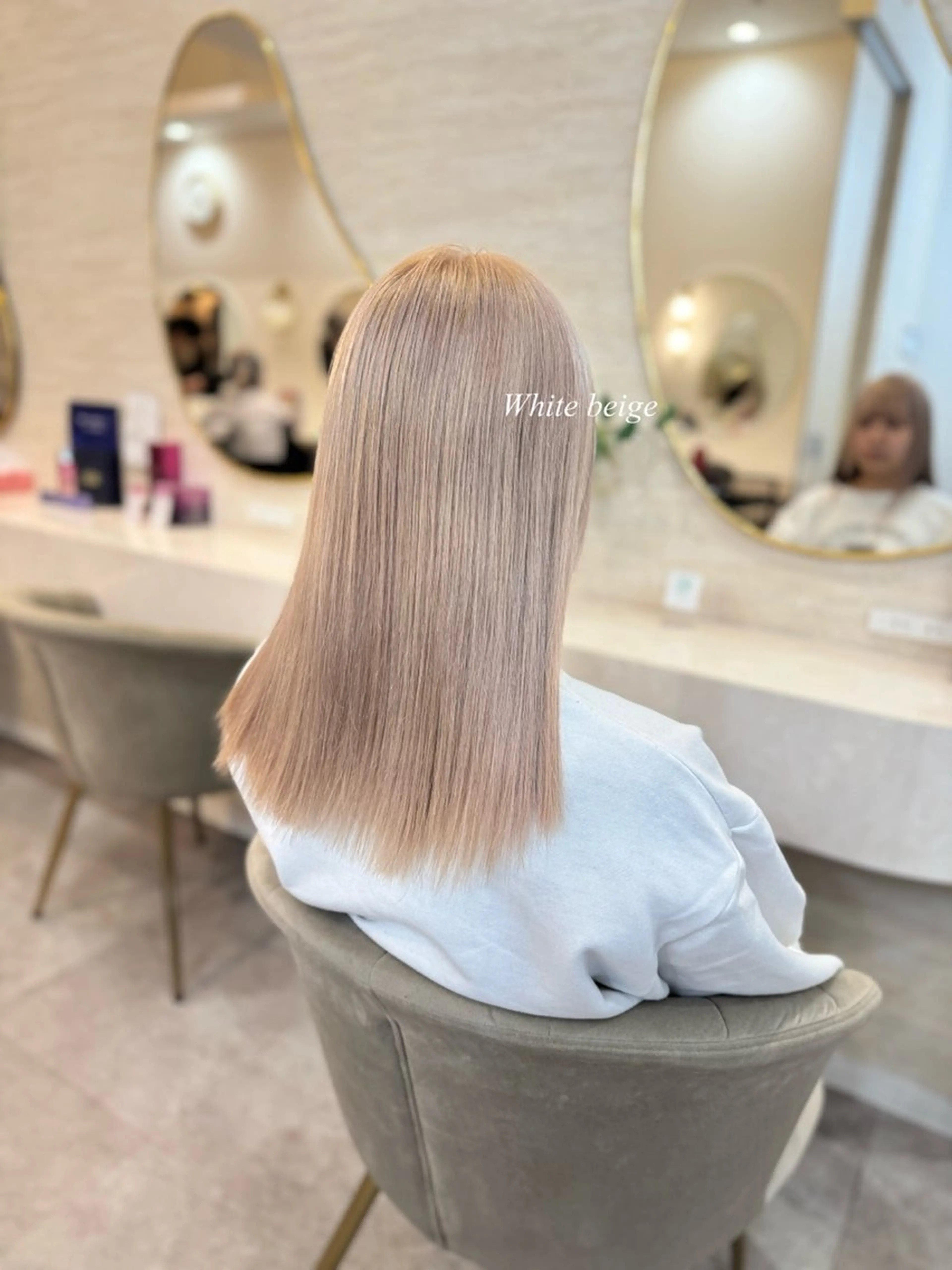 2ブリーチホワイトカラー🕊☁️🤍🫧🫰🏻の写真