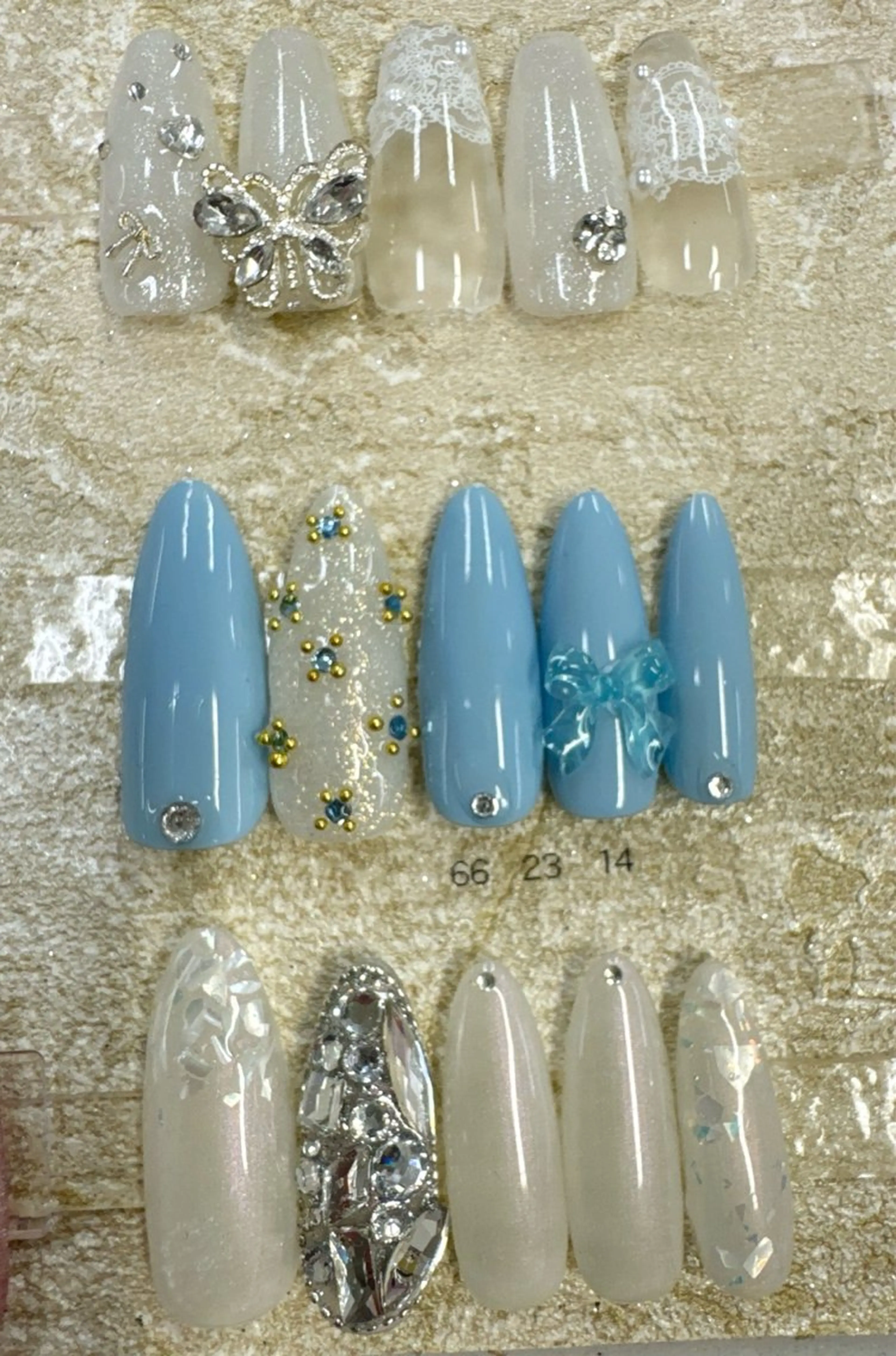 ネイル フレンチネイル ジェルネイル ガラスフレンチ オフィスネイル ワンカラーネイル Queeens nailのネイルデザイン