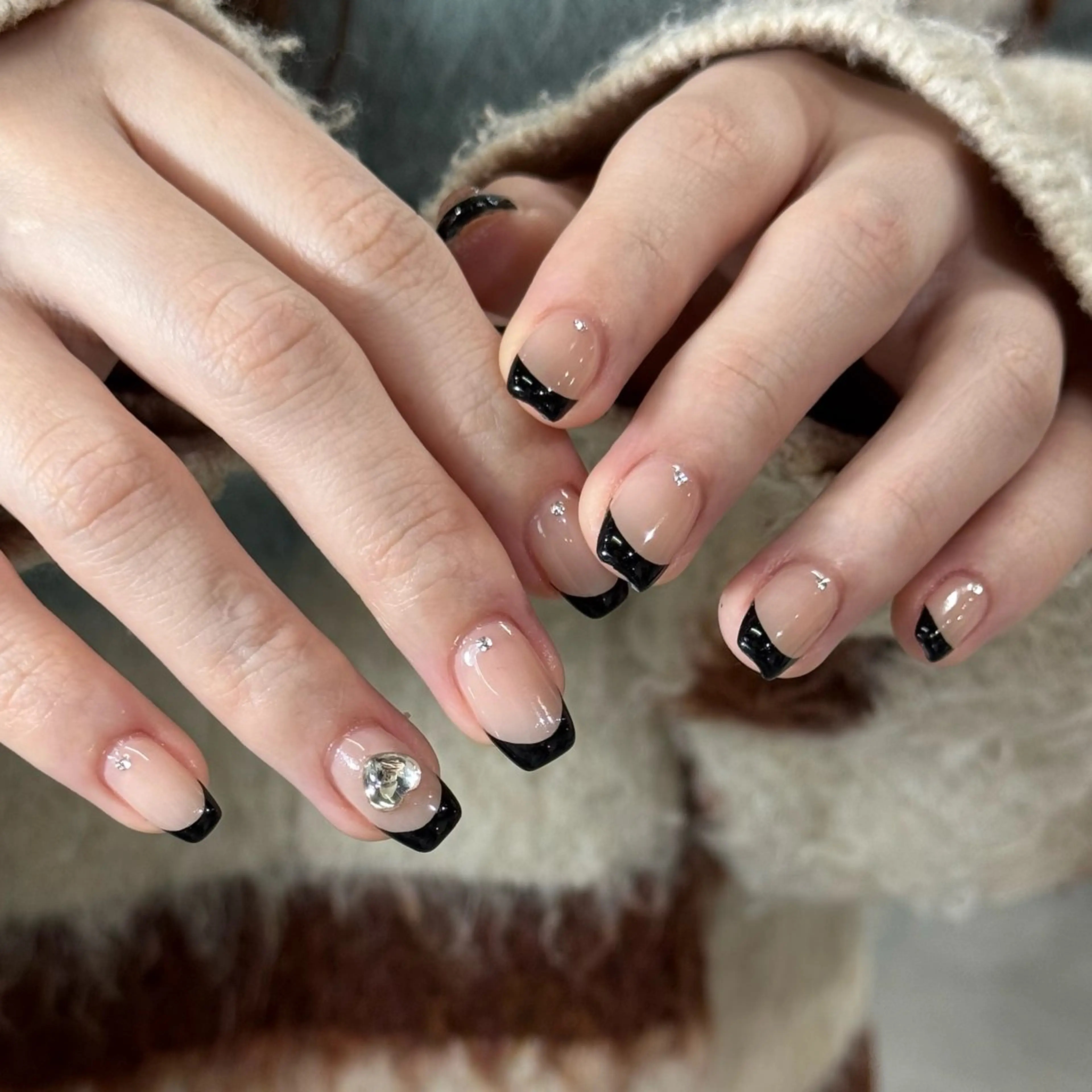 ネイル フレンチネイル ハンドネイル HARUKA ネイリスト福岡/薬院のネイルデザイン