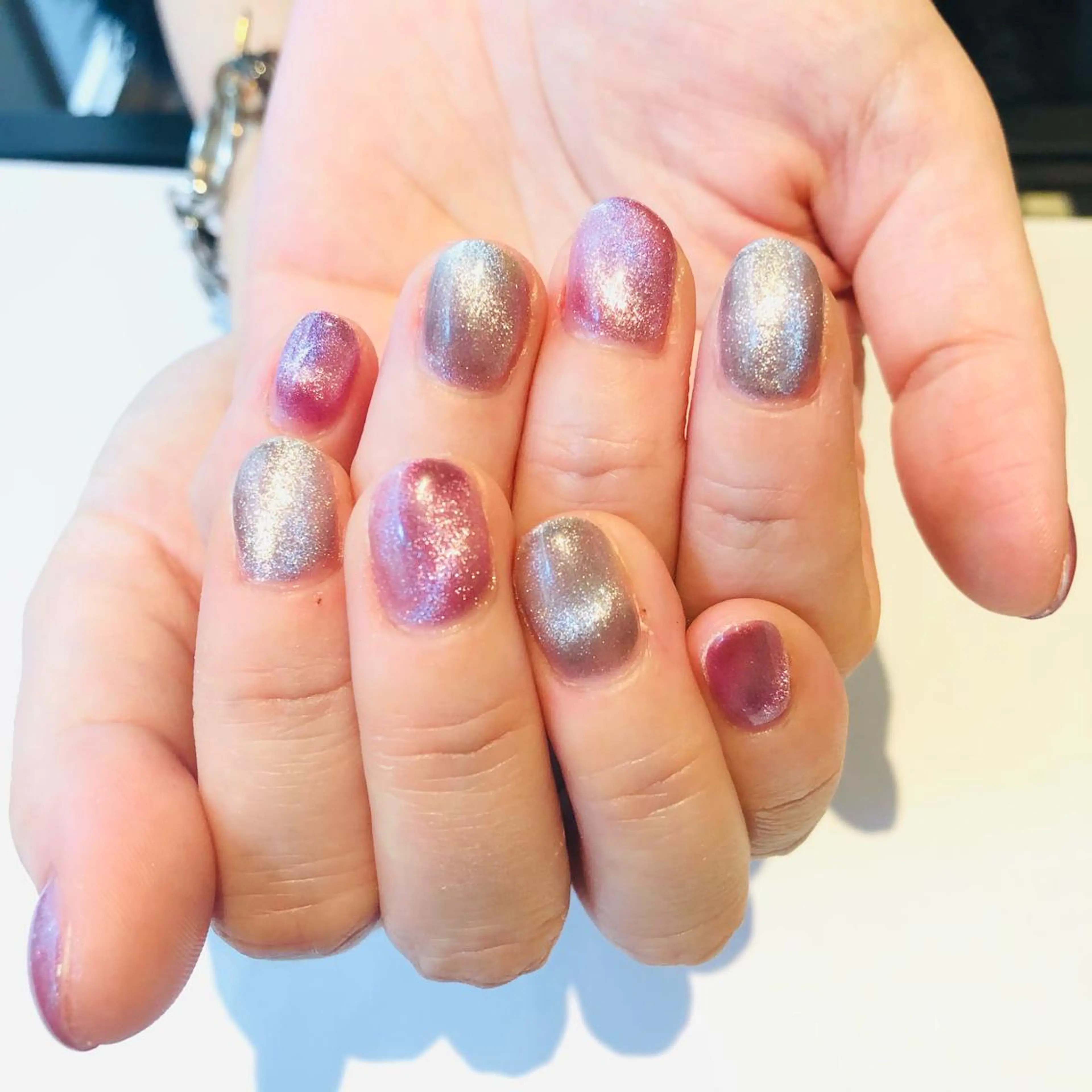 ネイル マグネットネイル 冬ネイル クリスマス 大阪福島韓国束感まつ げ Sayaka🤍のマツエク・マツパデザイン