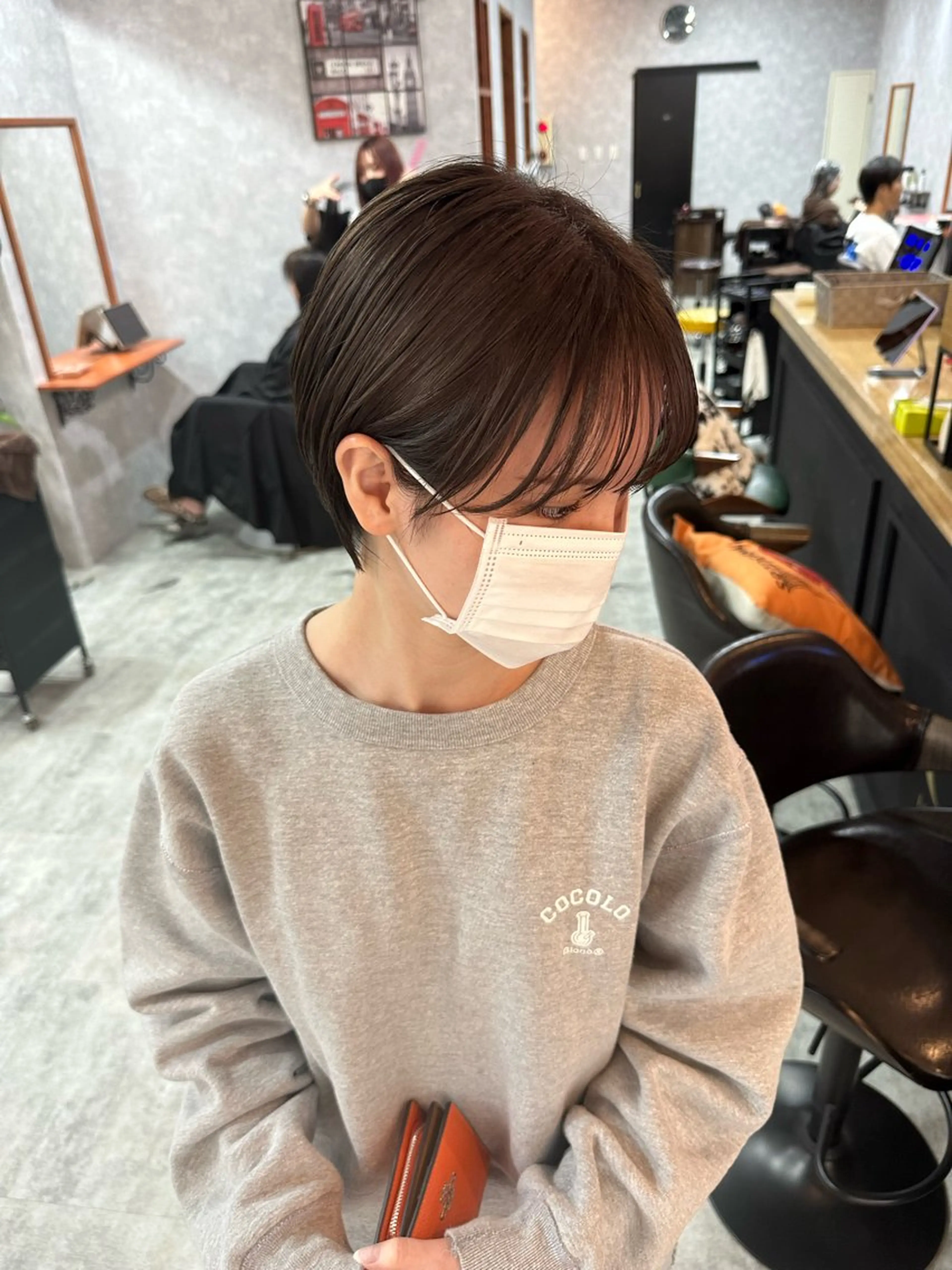 ショート 切りっぱなしボブ ショートボブ ハンサムショート 丸みショート ボブ モテ髪/ボブ/ショー ト/アダチフウトのヘアスタイル