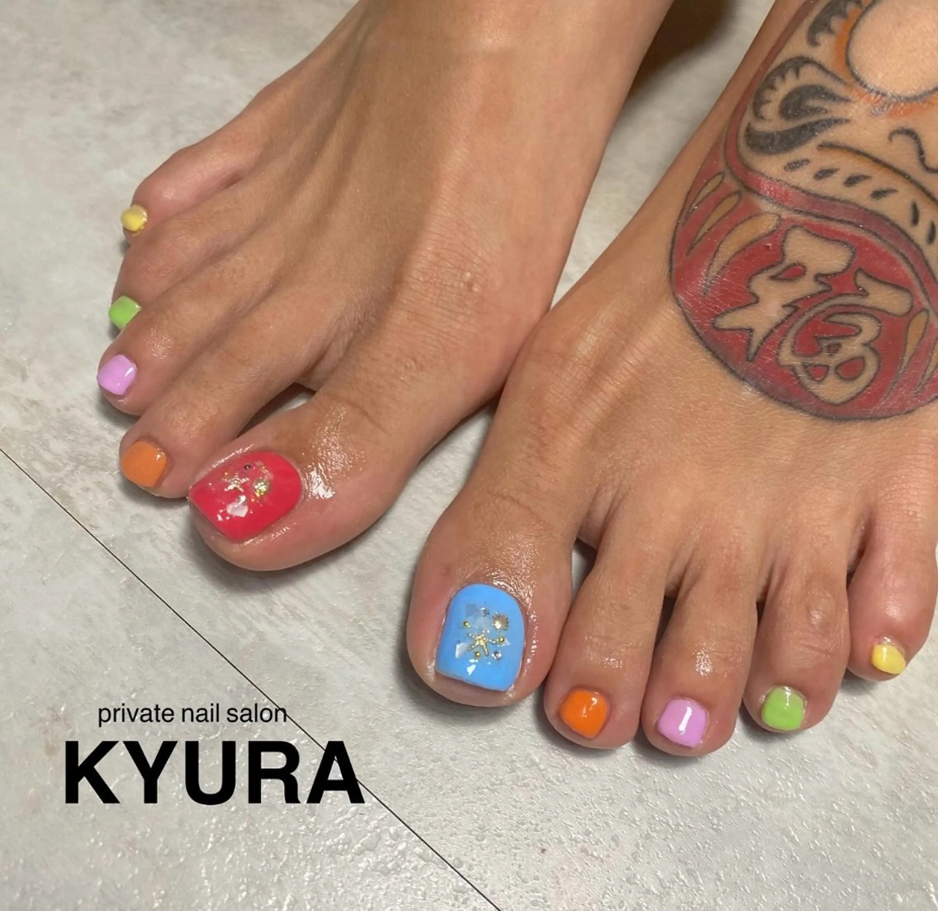 ネイル フットネイル 大東市ネイルサロン 【KYURA】ｷｭﾗのネイルデザイン