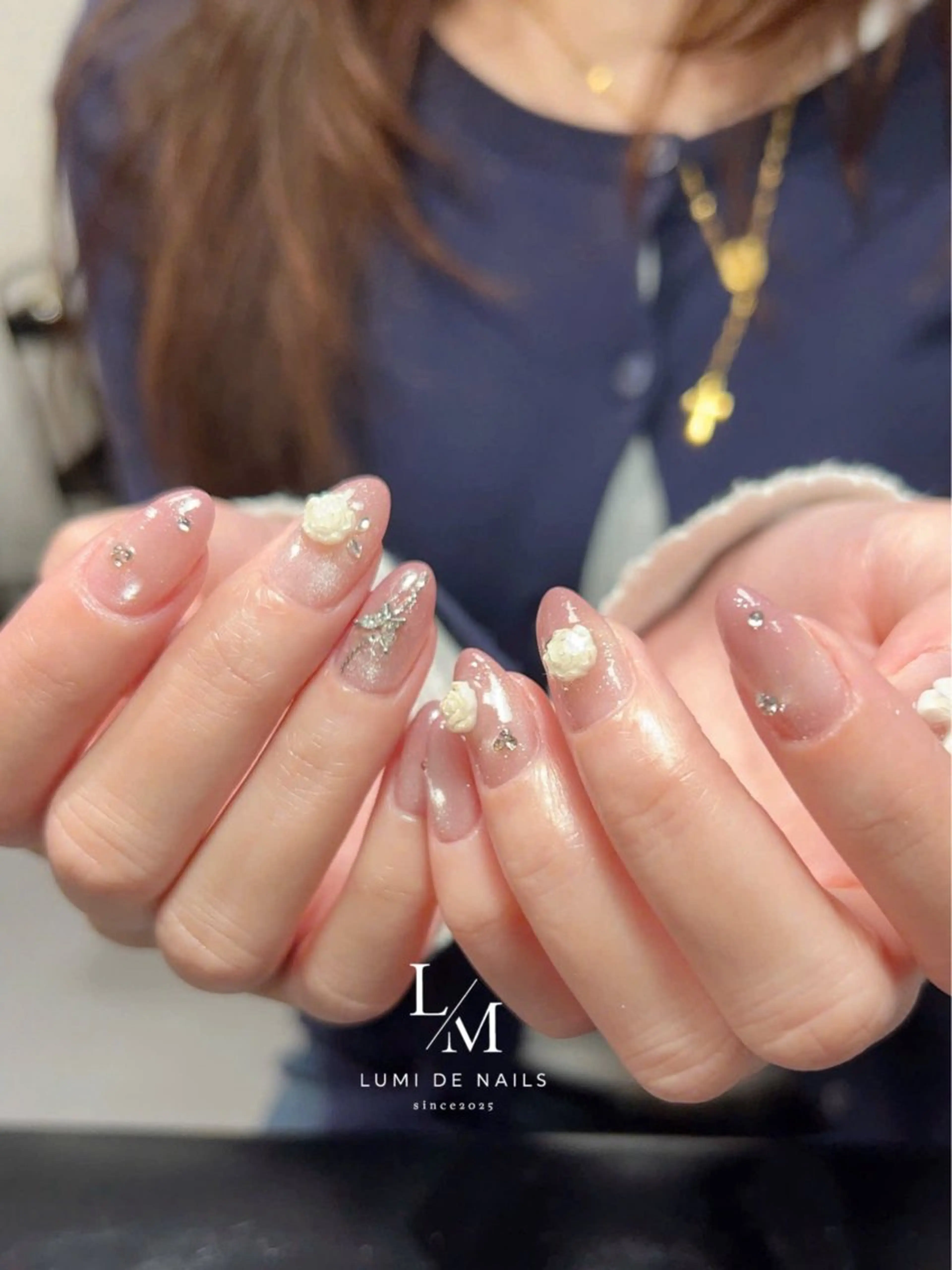 ネイル グラデーション ラメ(グリッター) マグネットネイル ミラーネイル ニュアンスネイル ハンドネイル Lumi de nailsのネイルデザイン