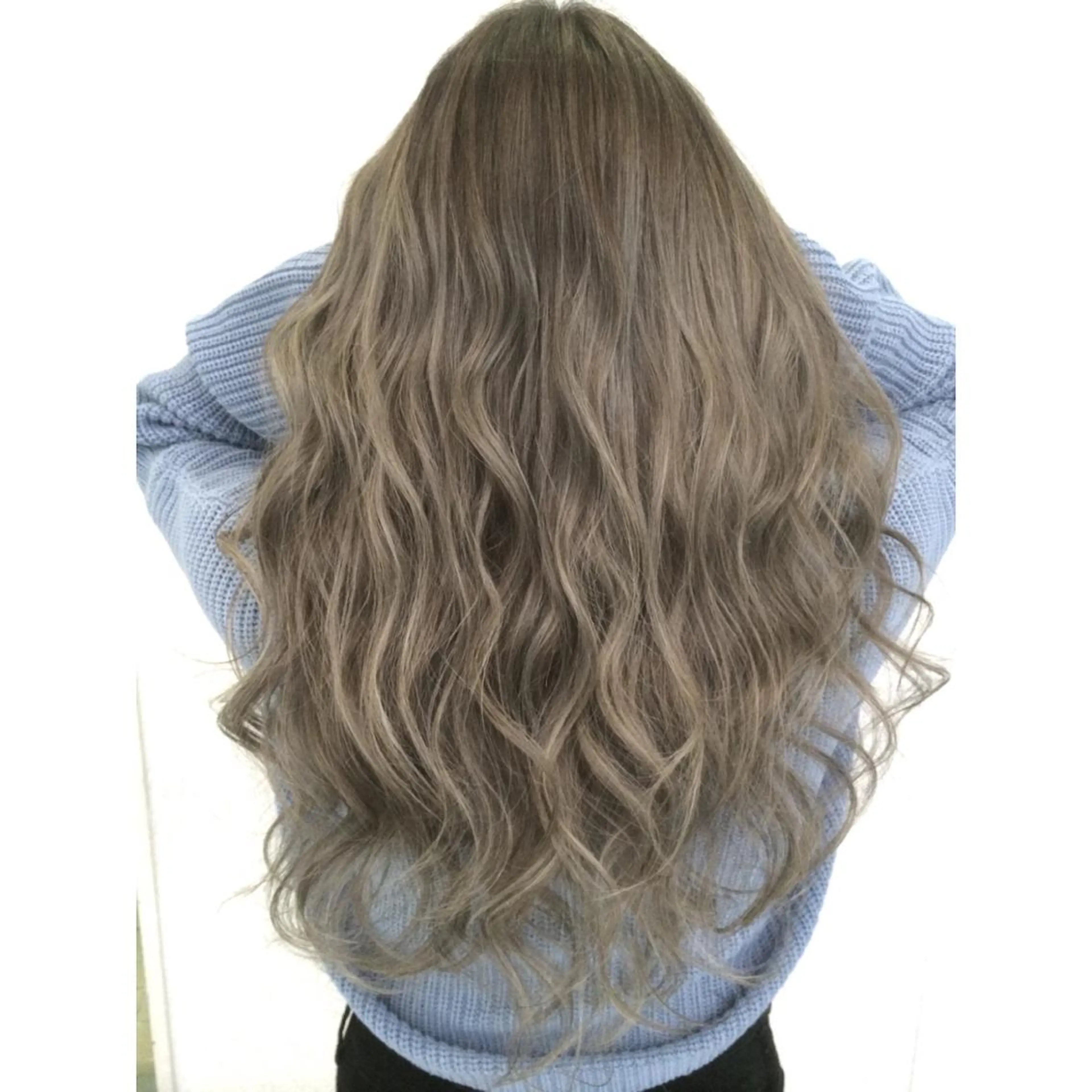 ロング カラー バレイヤージュ ベージュカラー レイヤーカット 井上 一平のヘアスタイル