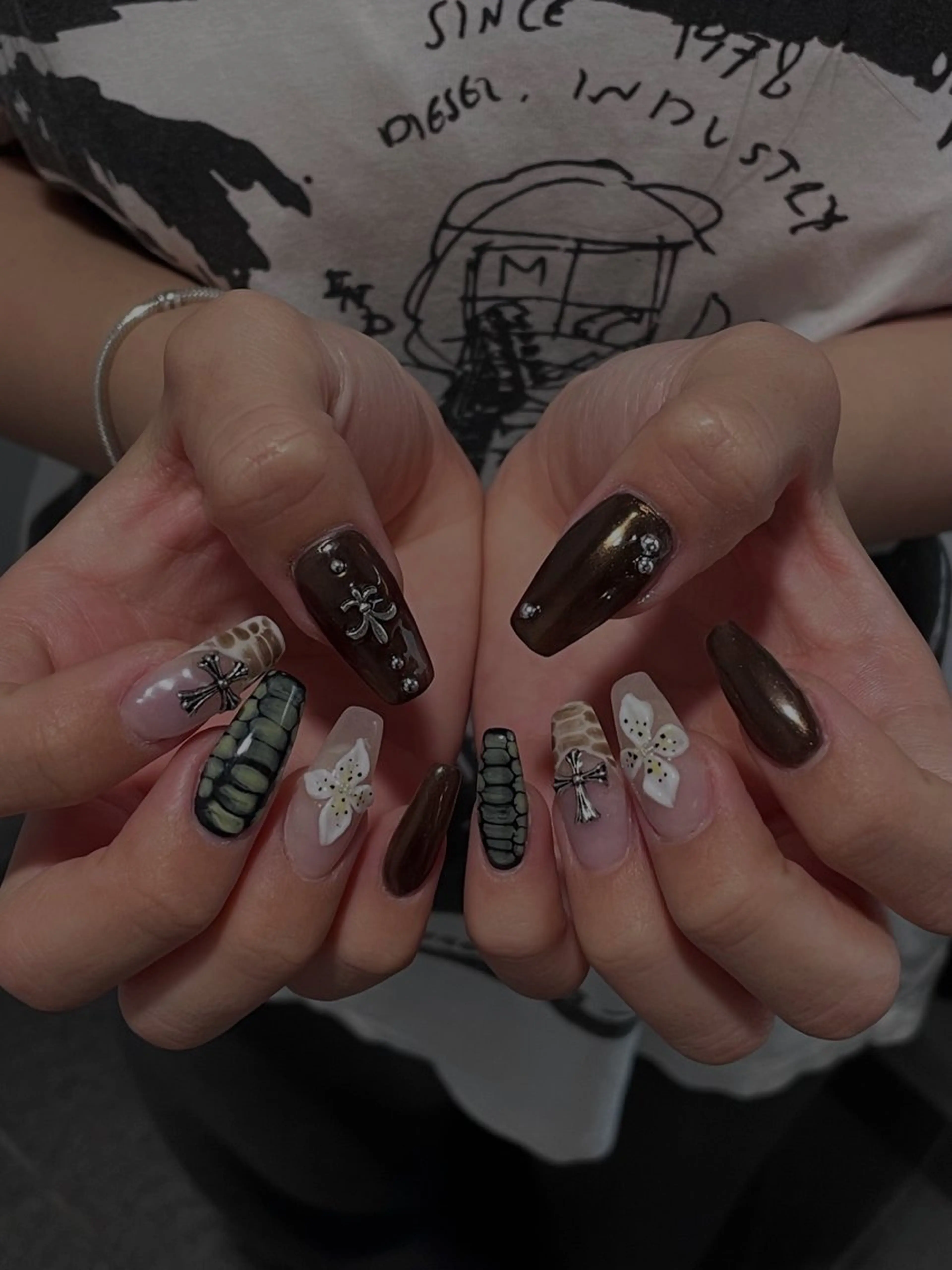 ネイル ハンドネイル One HARUNAのネイルデザイン