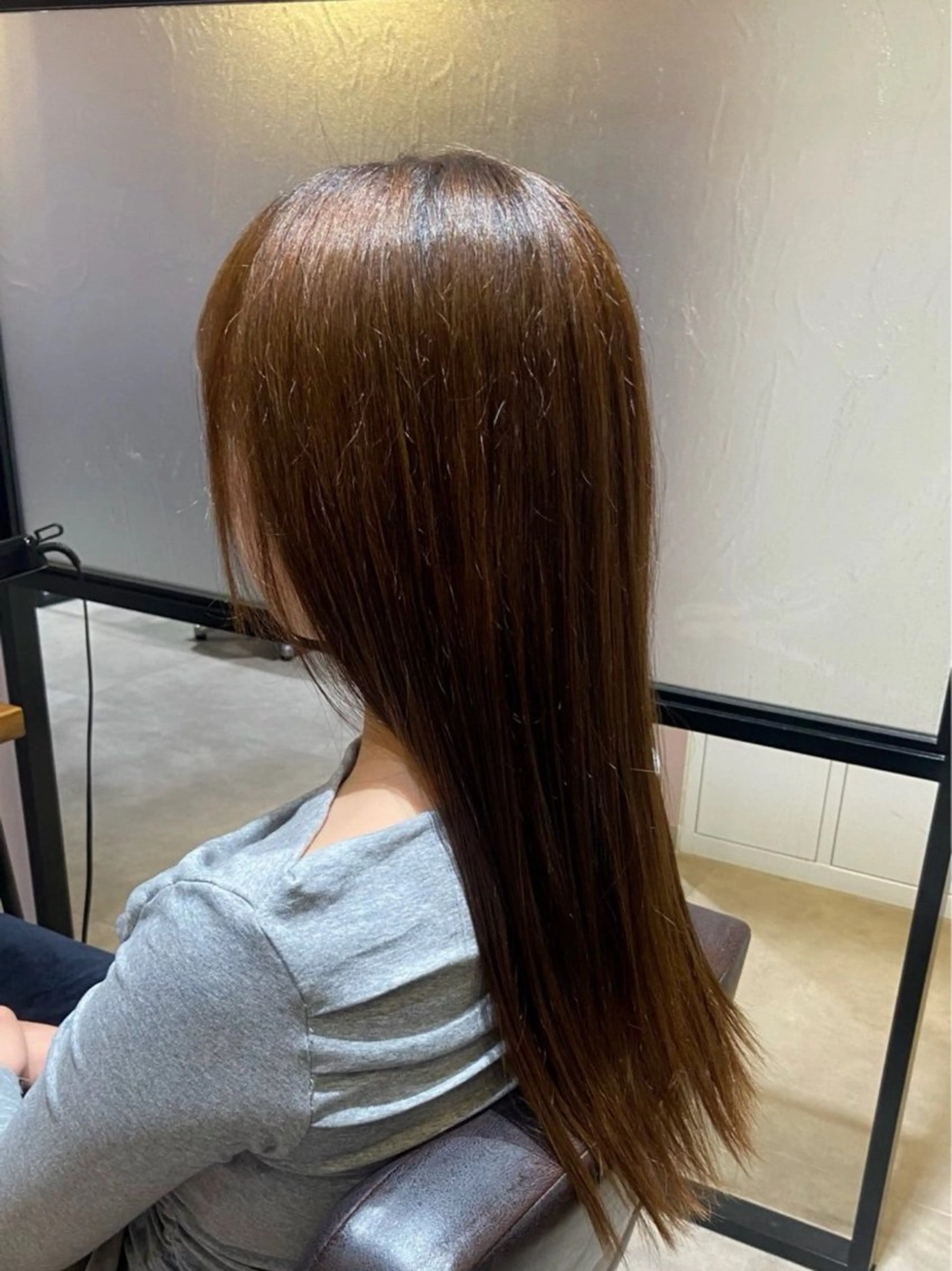 カラー 梶 瑞希のヘアスタイル