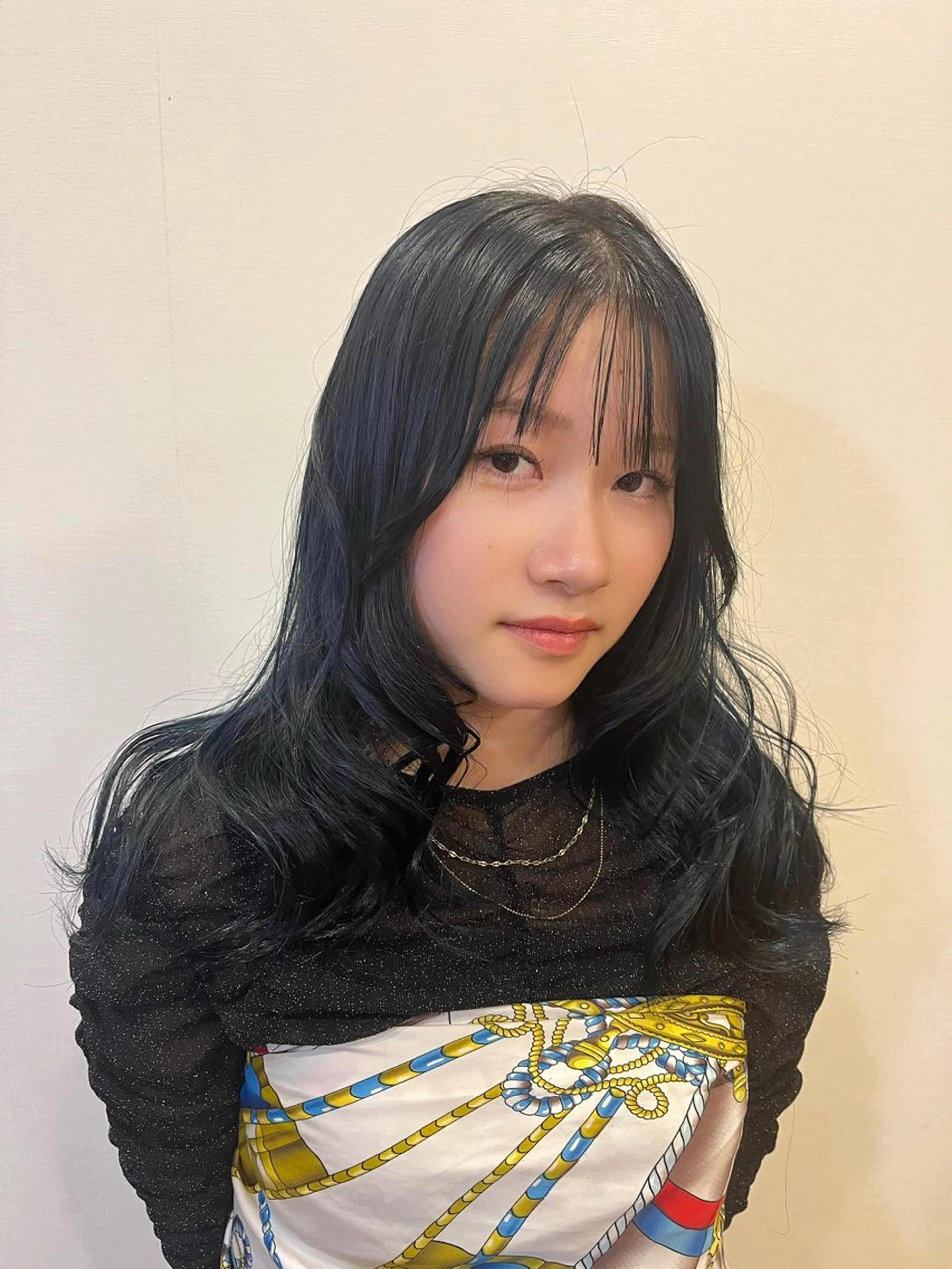 セミロング 田中 結月のヘアスタイル