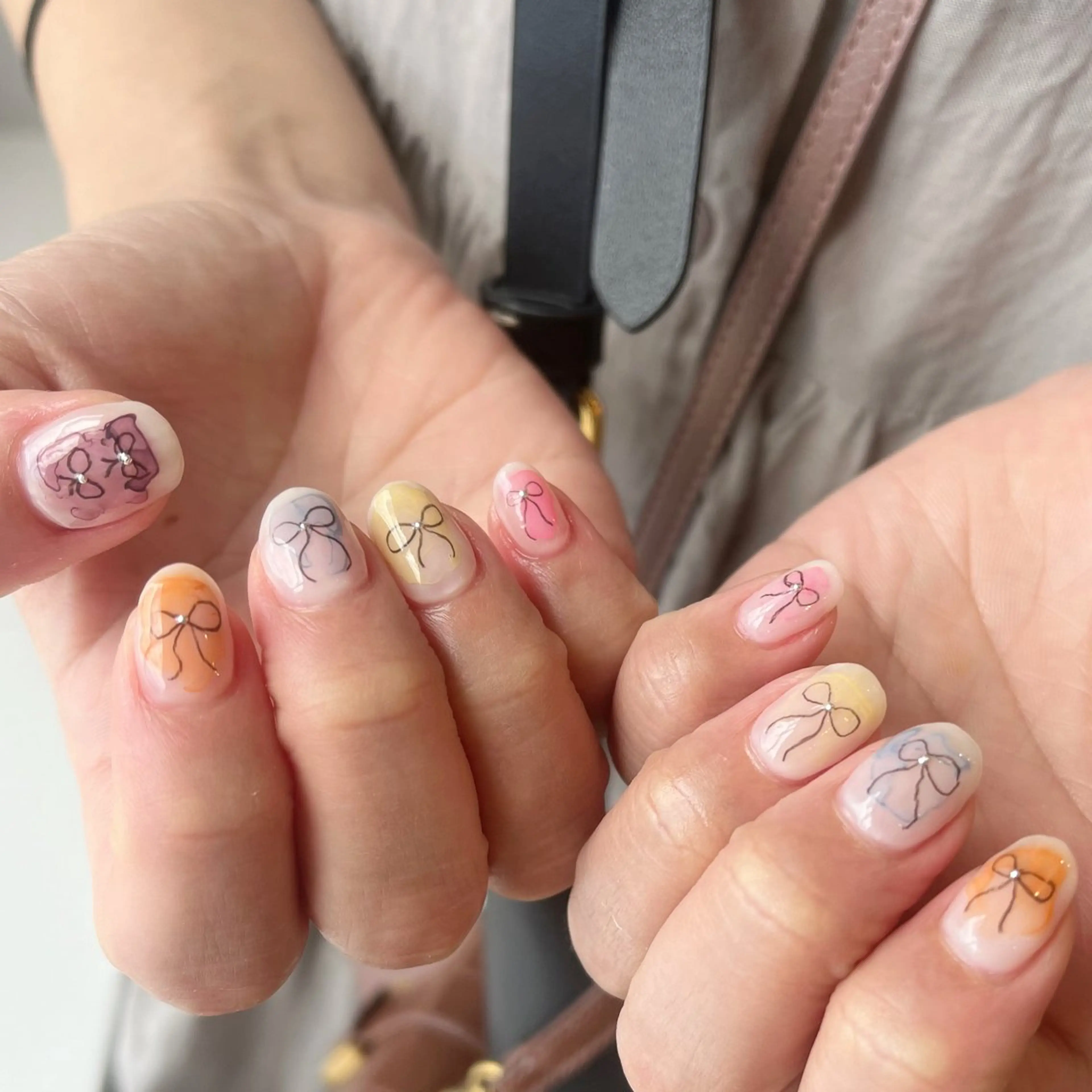 ネイル KARIN LANDHAKATAのネイルデザイン