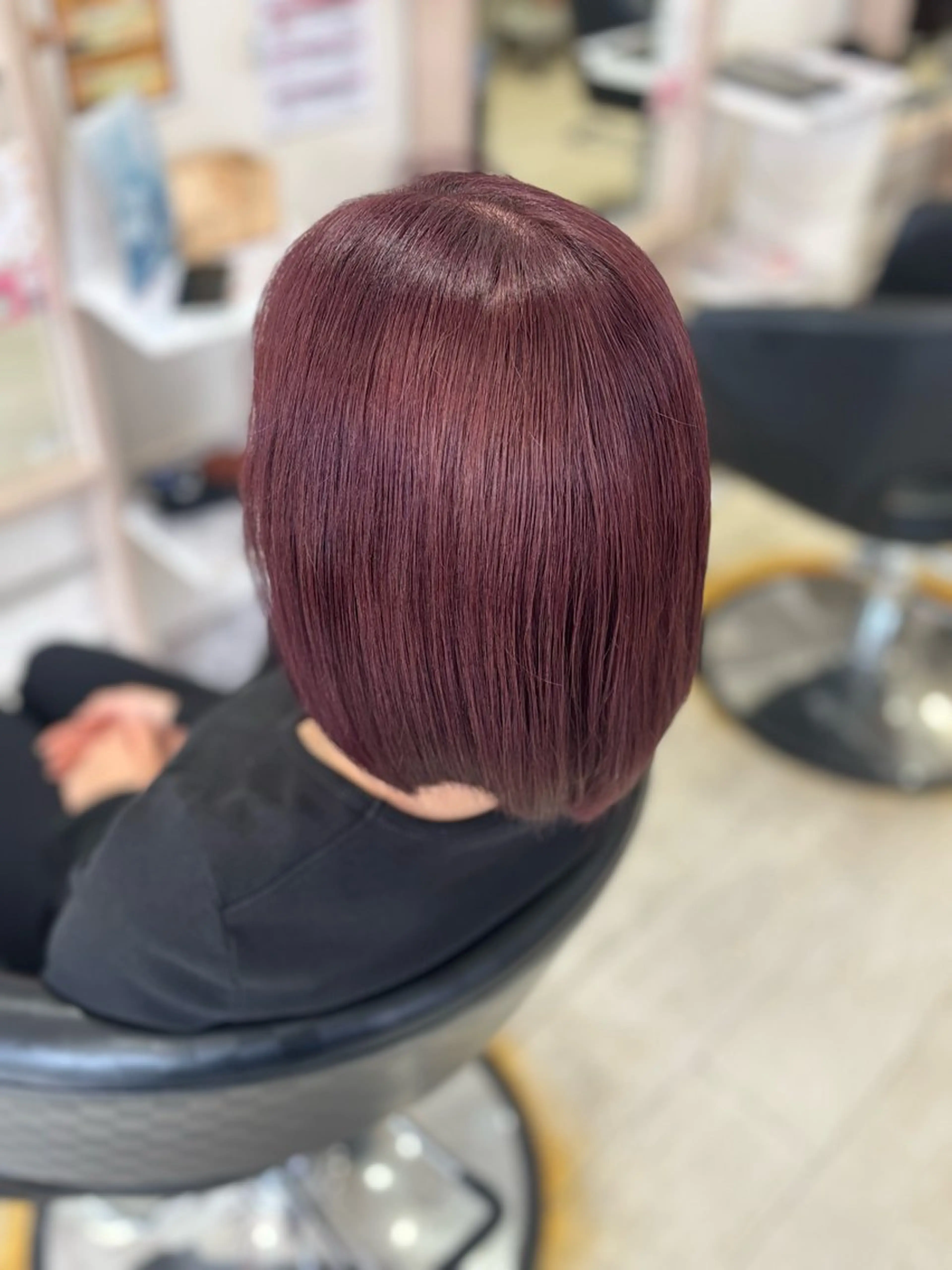 ミディアム 艶カラー🫧/シール エクステRYOKAのヘアスタイル