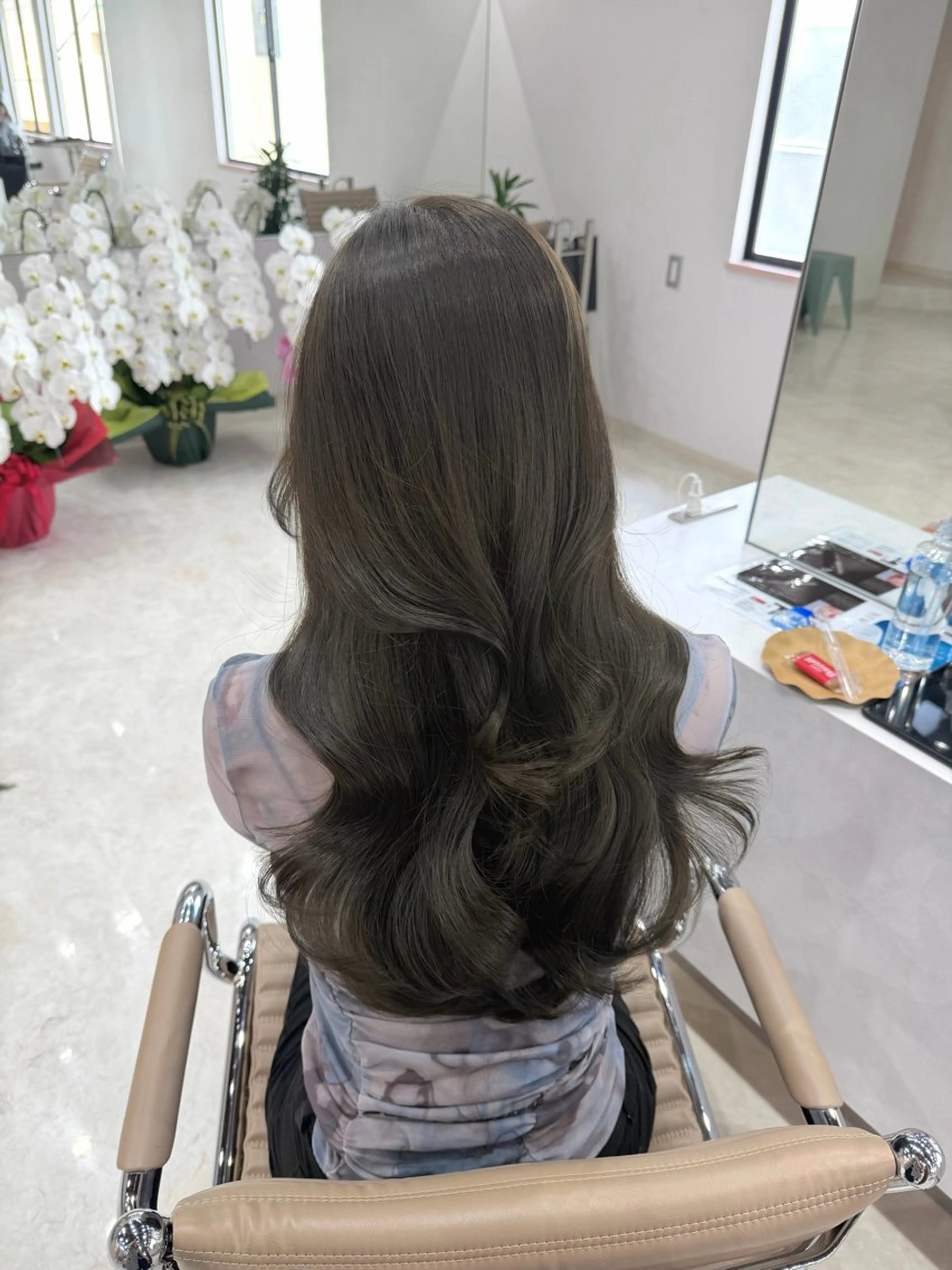 ロング カラー 柔らかオリーブ🌿 HIMARI🌻のヘアスタイル