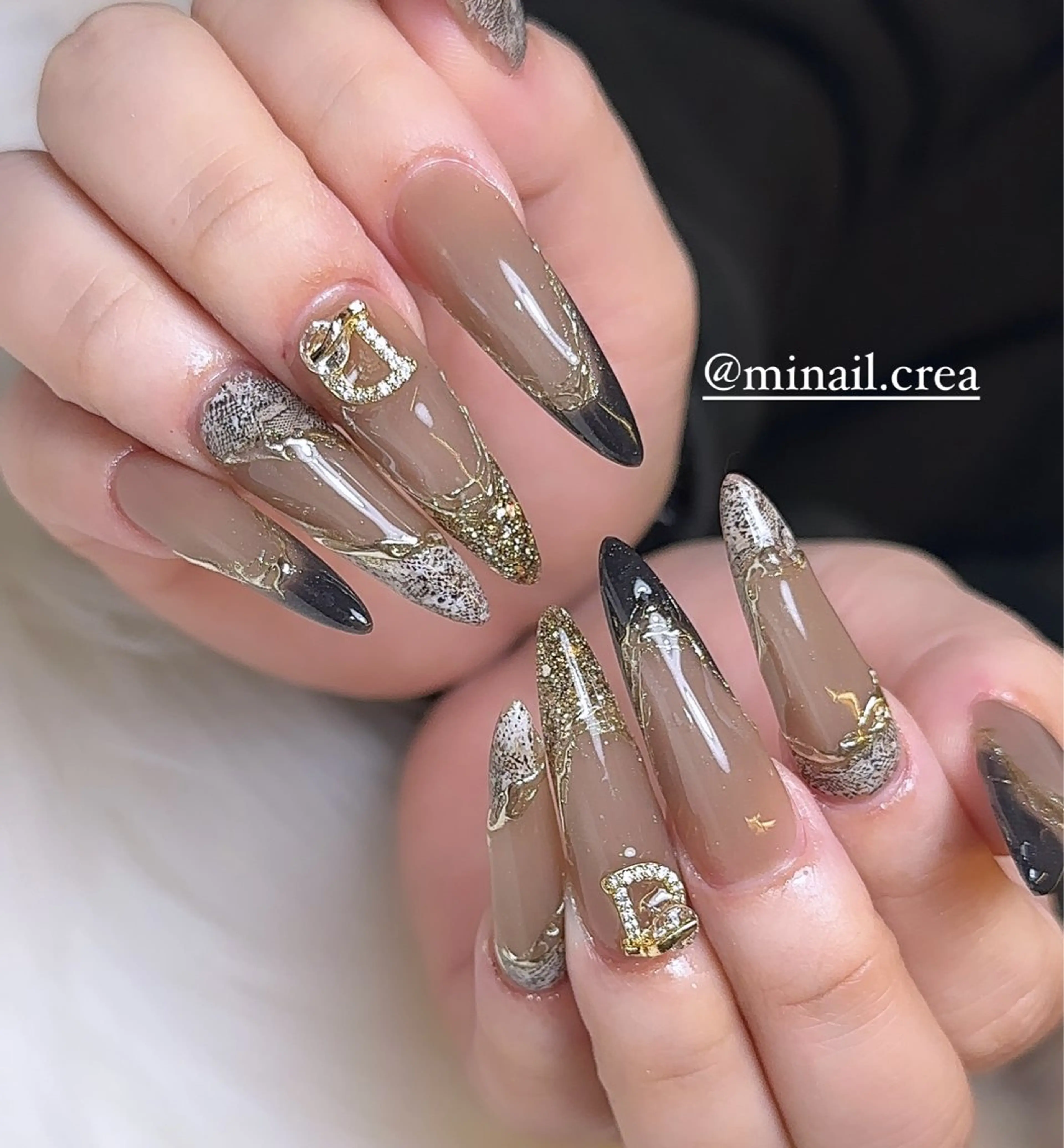 ネイル フレンチネイル キラキラネイル ロングネイル ミラーネイル スカルプネイル ハンドネイル CReA nailのネイルデザイン