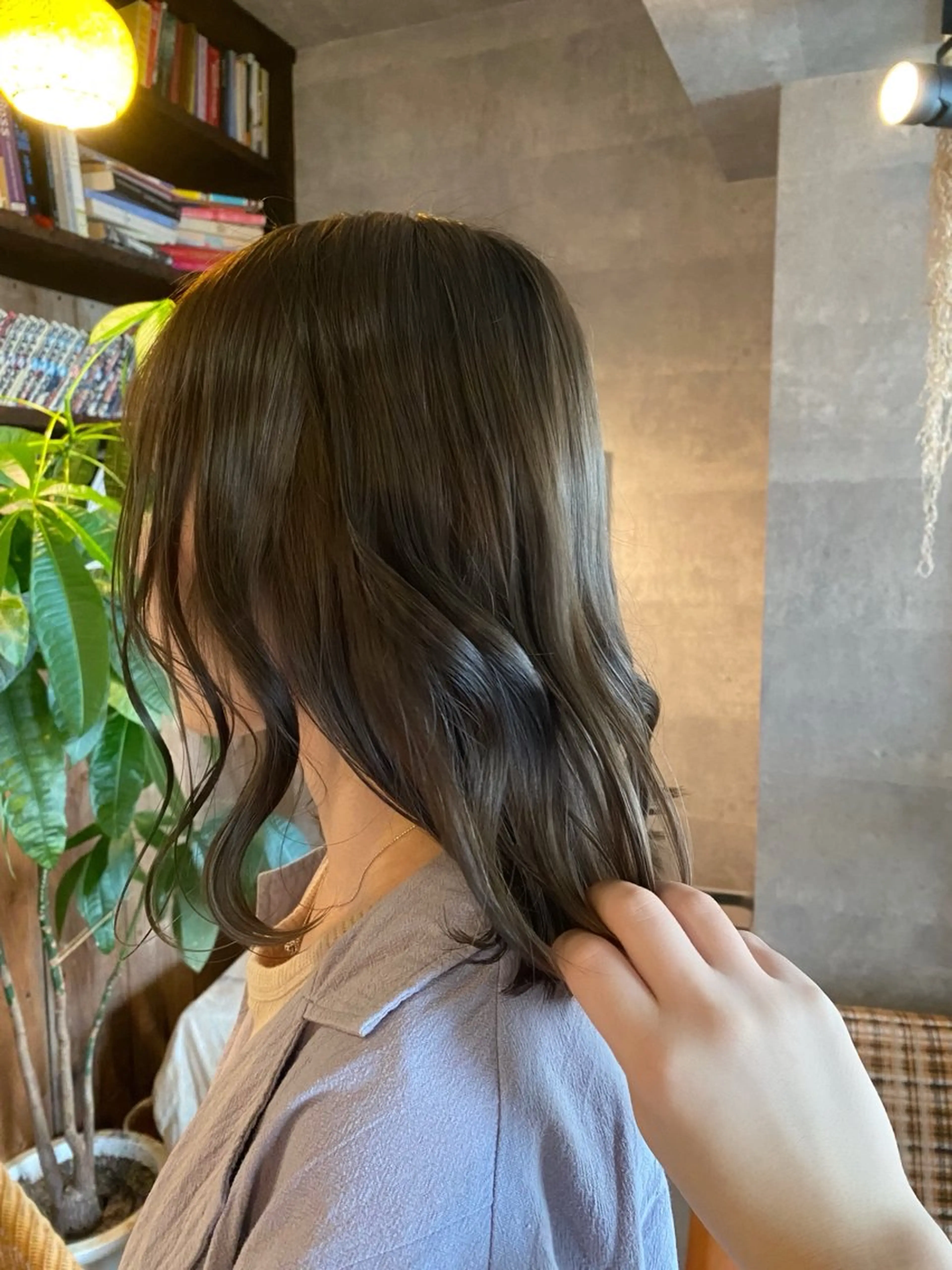 カラー 透明感カラー オリーブカラー 阿川香穂 /京都のヘアスタイル