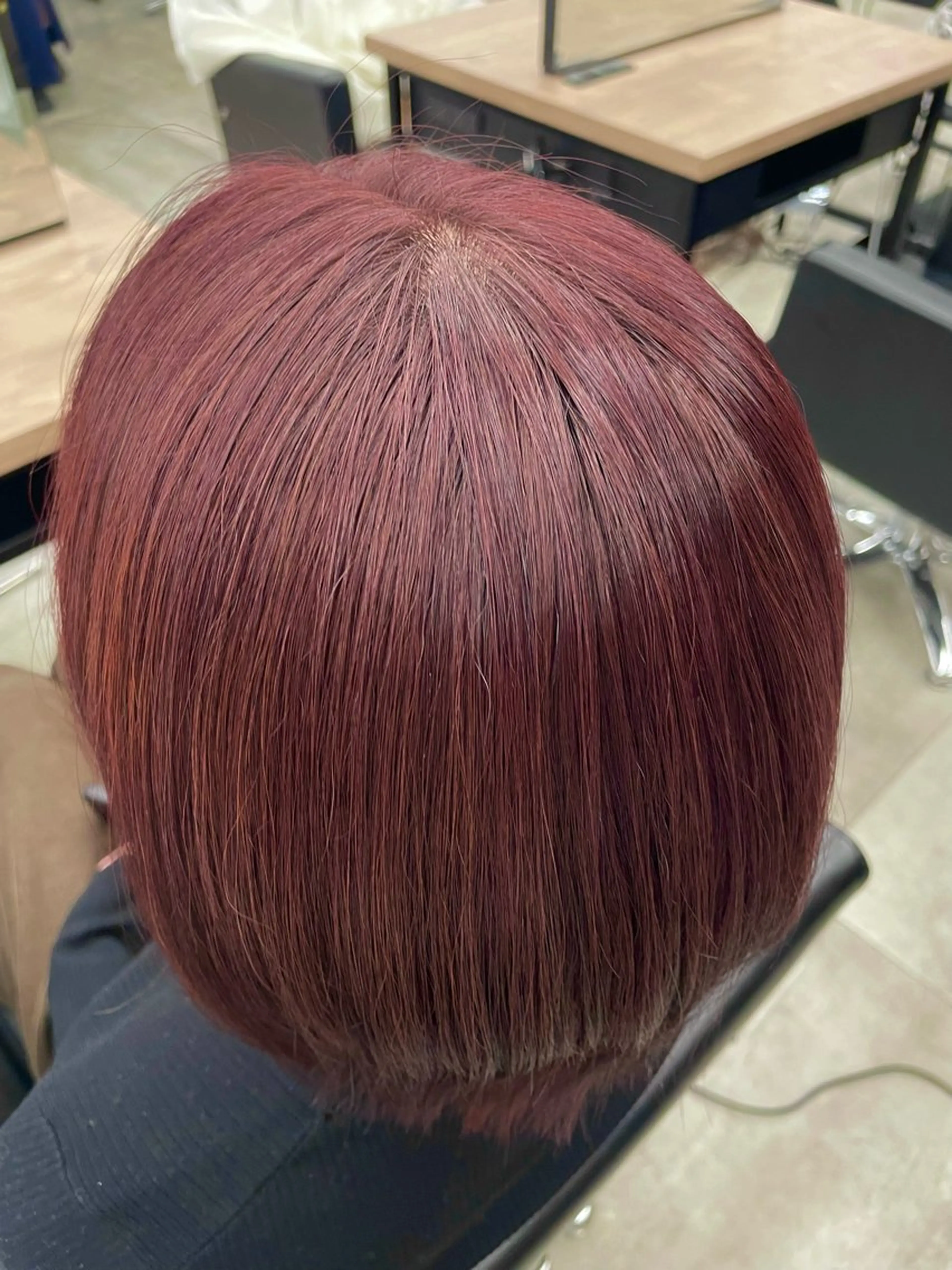 ミディアム カラー ヘアアレンジ ブリーチ ボルドーカラー ブラウンカラー カシス 透明感カラー ヘアカラー トリートメント 🎈ブリーチなし暖色 カラー/レッド/ゆいのヘアスタイル