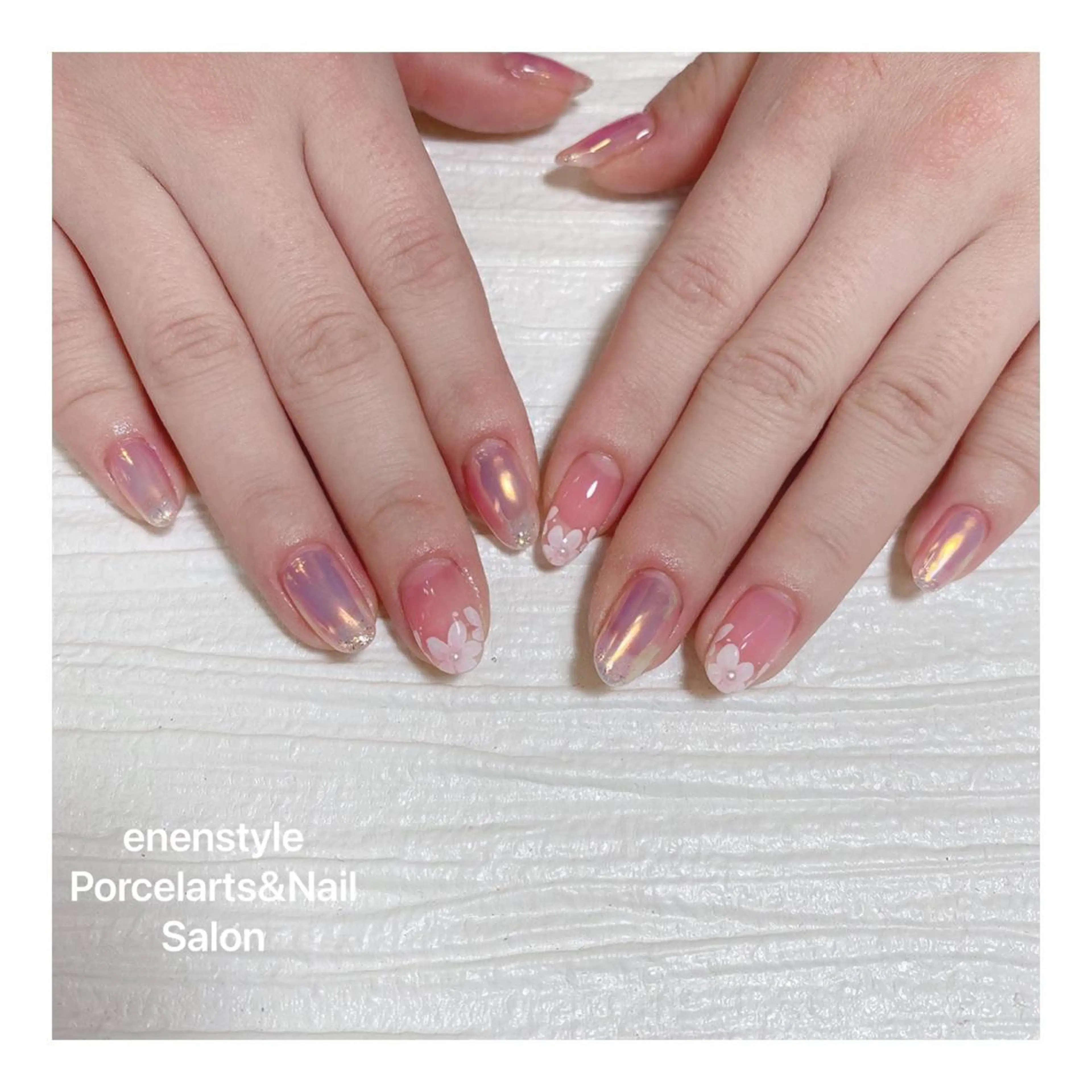 ミディアム ネイル ハンドネイル 👑enen style👑のネイルデザイン