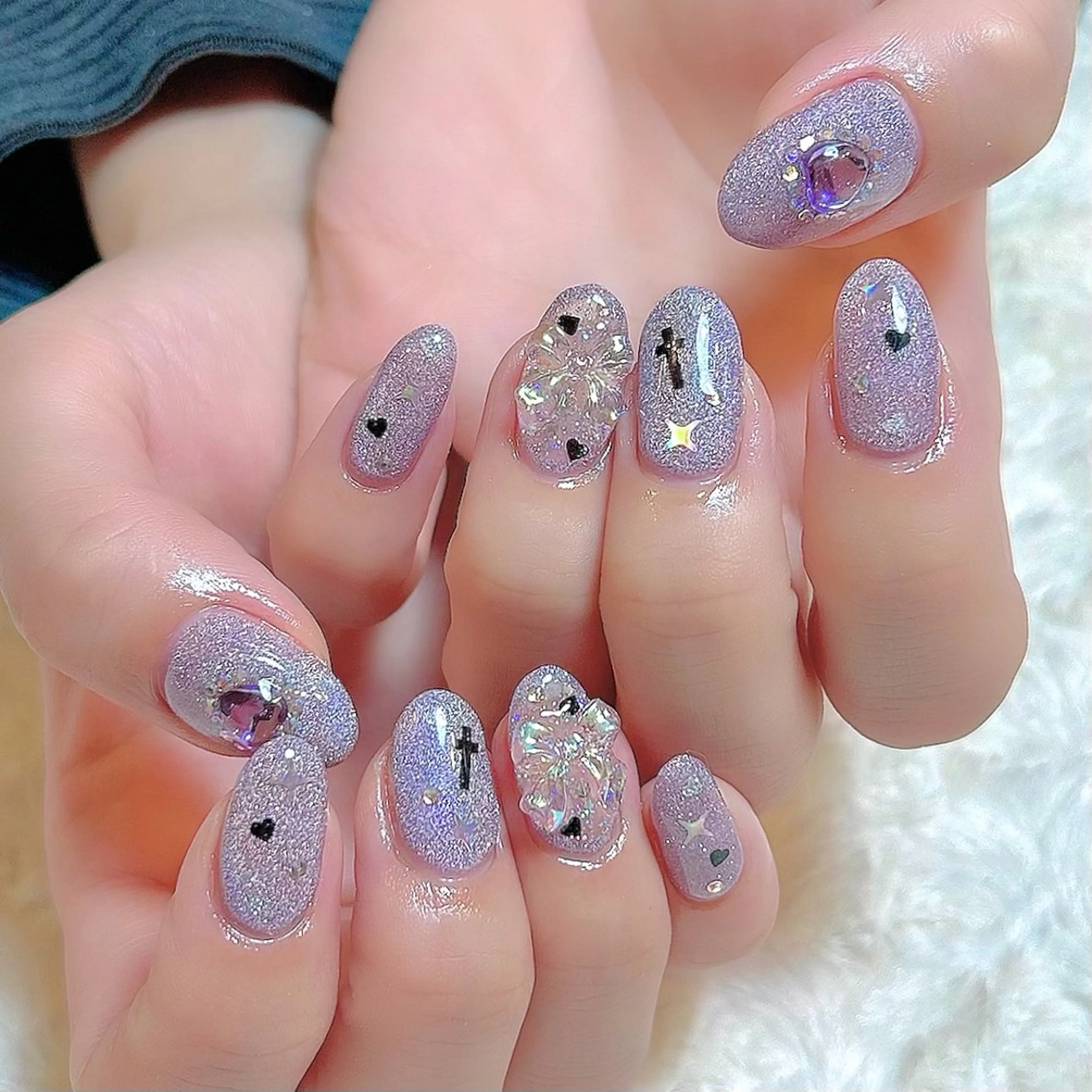 ネイル ジェルネイル ハート ホログラムネイル ストーンネイル ハンドネイル Naruse Momoのネイルデザイン