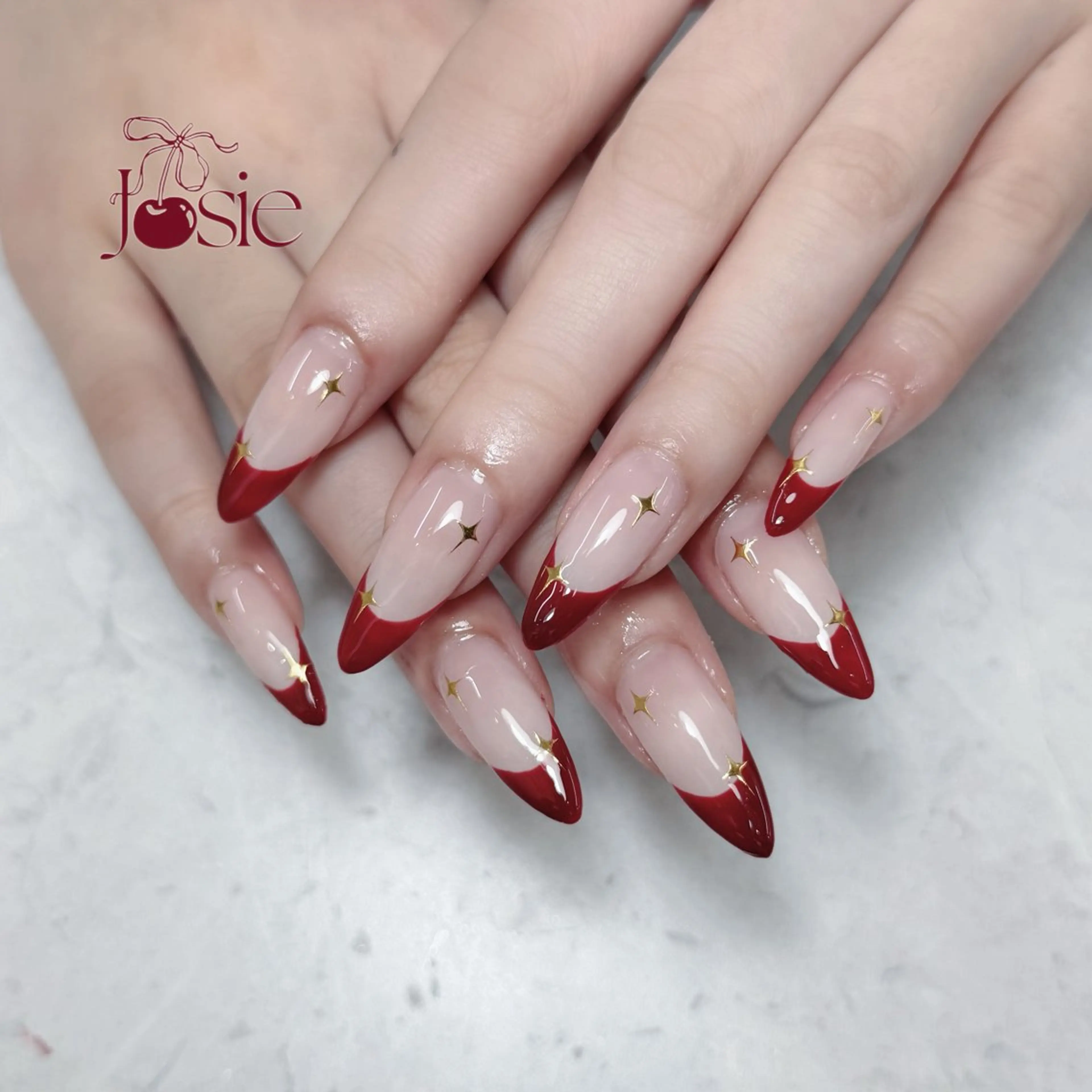 ネイル キラキラネイル 韓国ネイル 持ち込み ワンホンネイル ハンドネイル JOSIE nail studioのネイルデザイン
